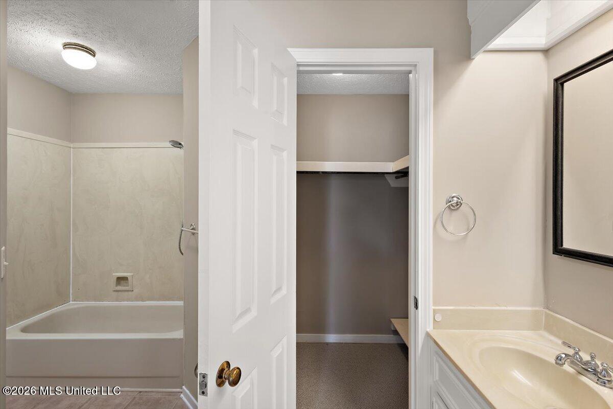 123 Hanover Drive Property Photo 23