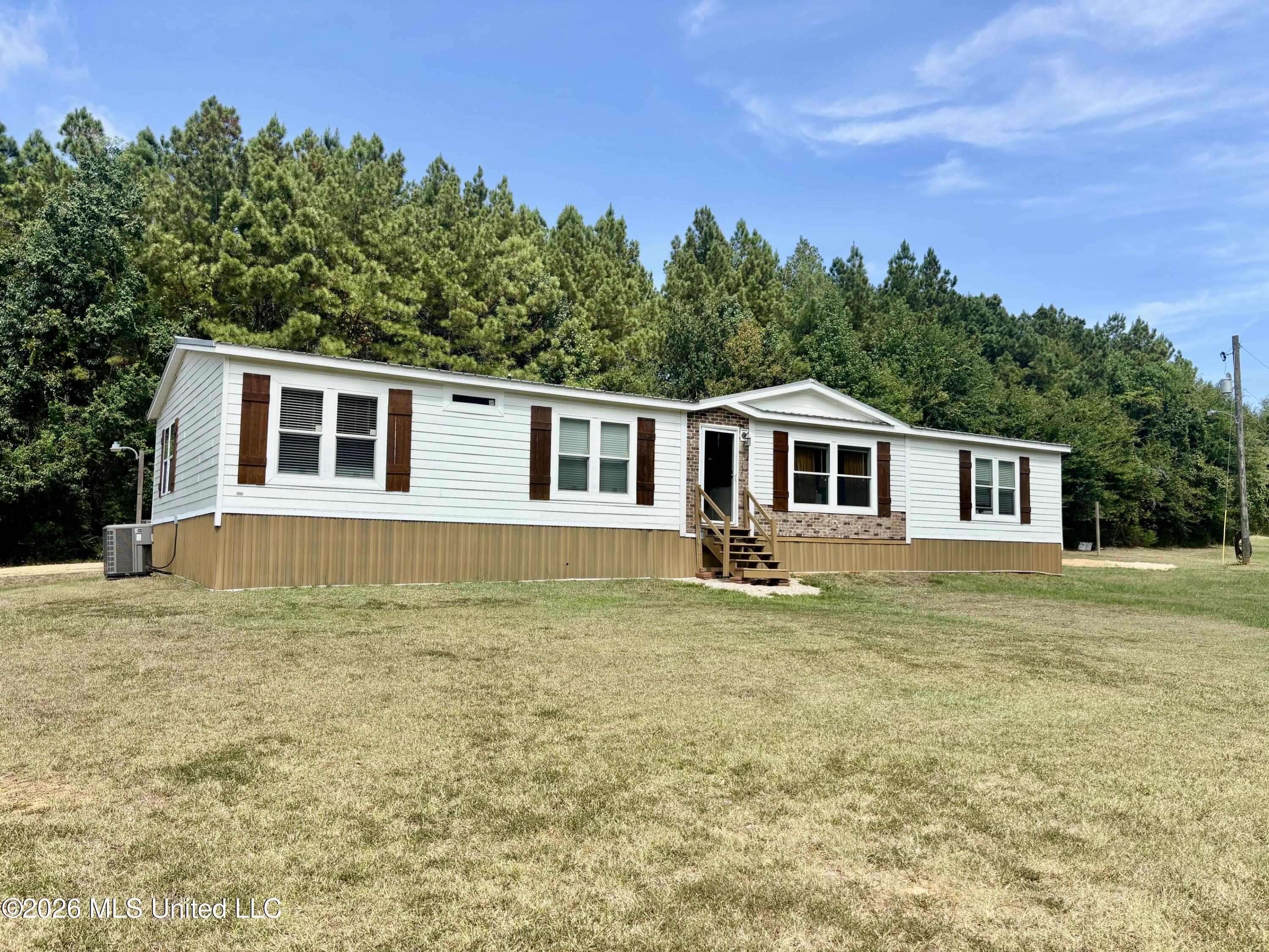 1014 Diane Circle Property Photo 1