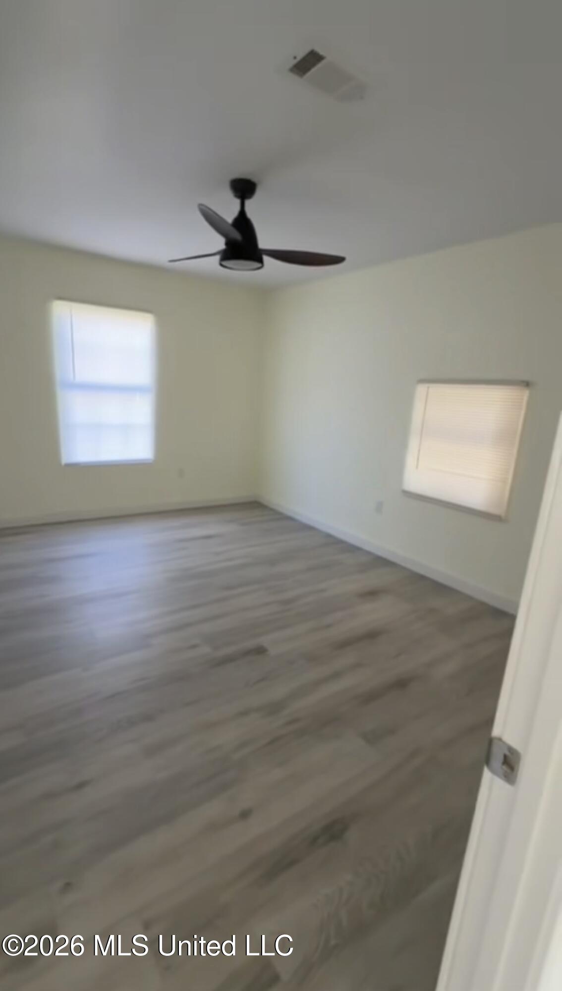 202 Lindsey Drive Property Photo 5