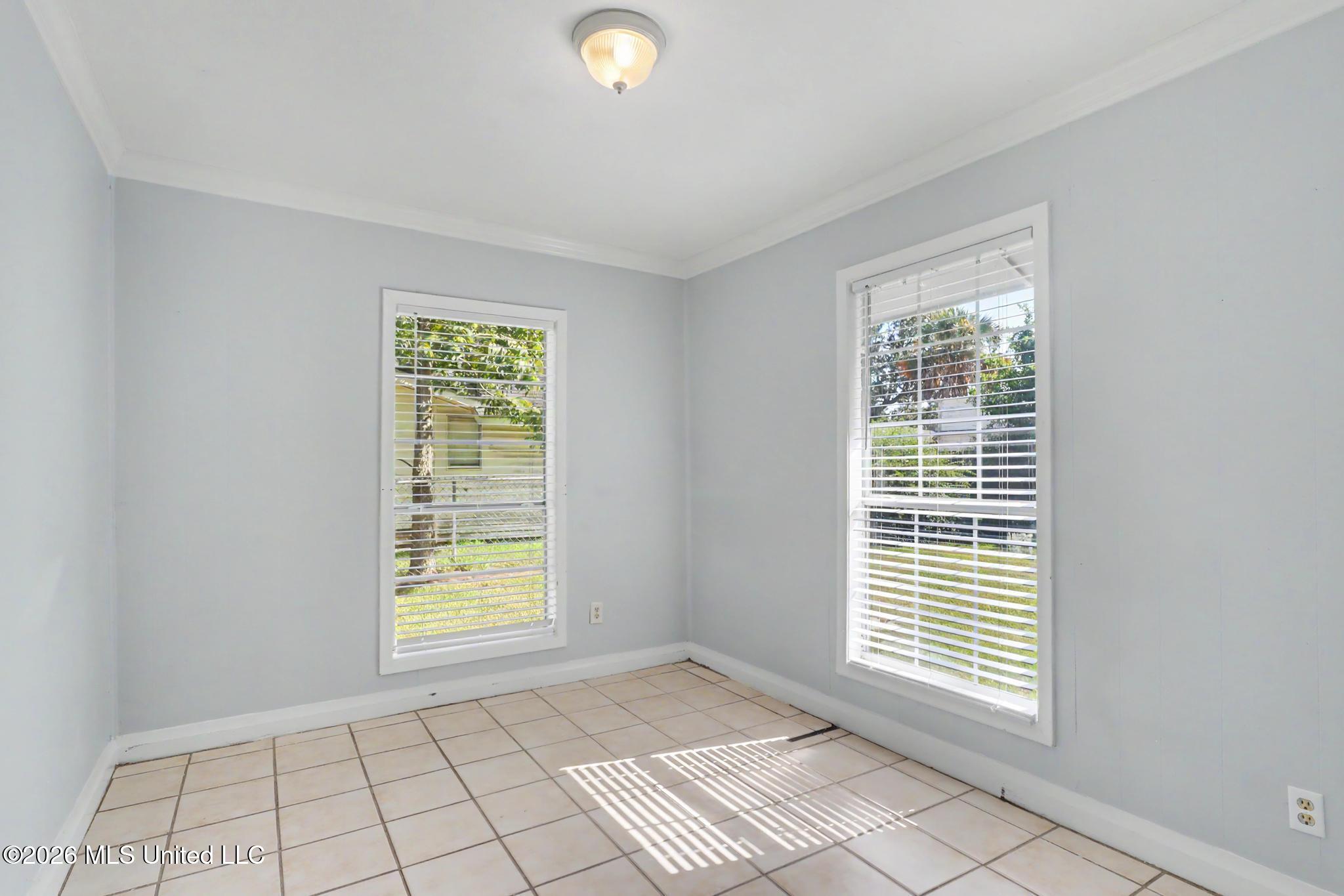101 Park Row Avenue Property Photo 15