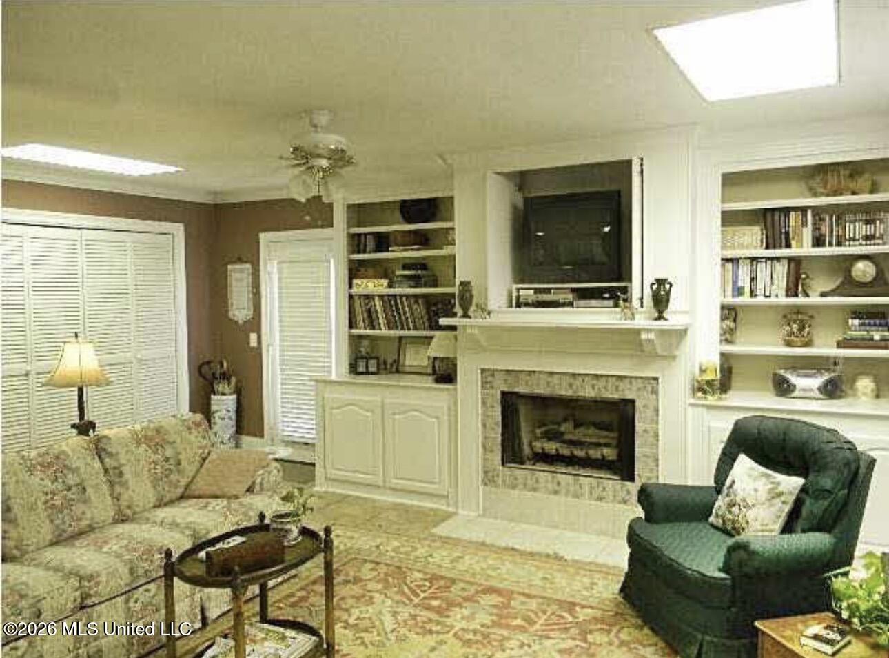 943 Eagles Nest Drive Property Photo 3