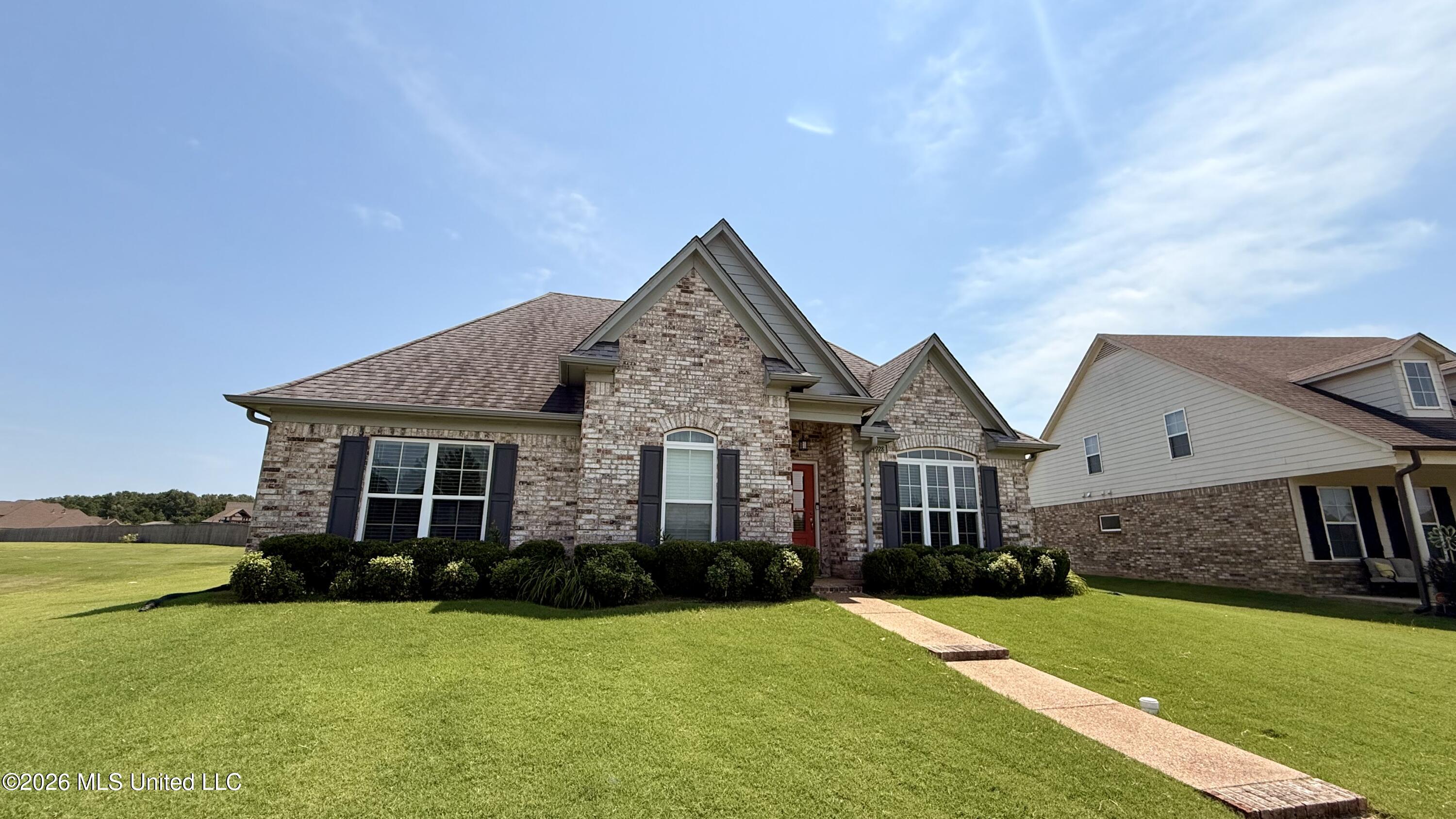4928 Margarette Circle Property Photo 2