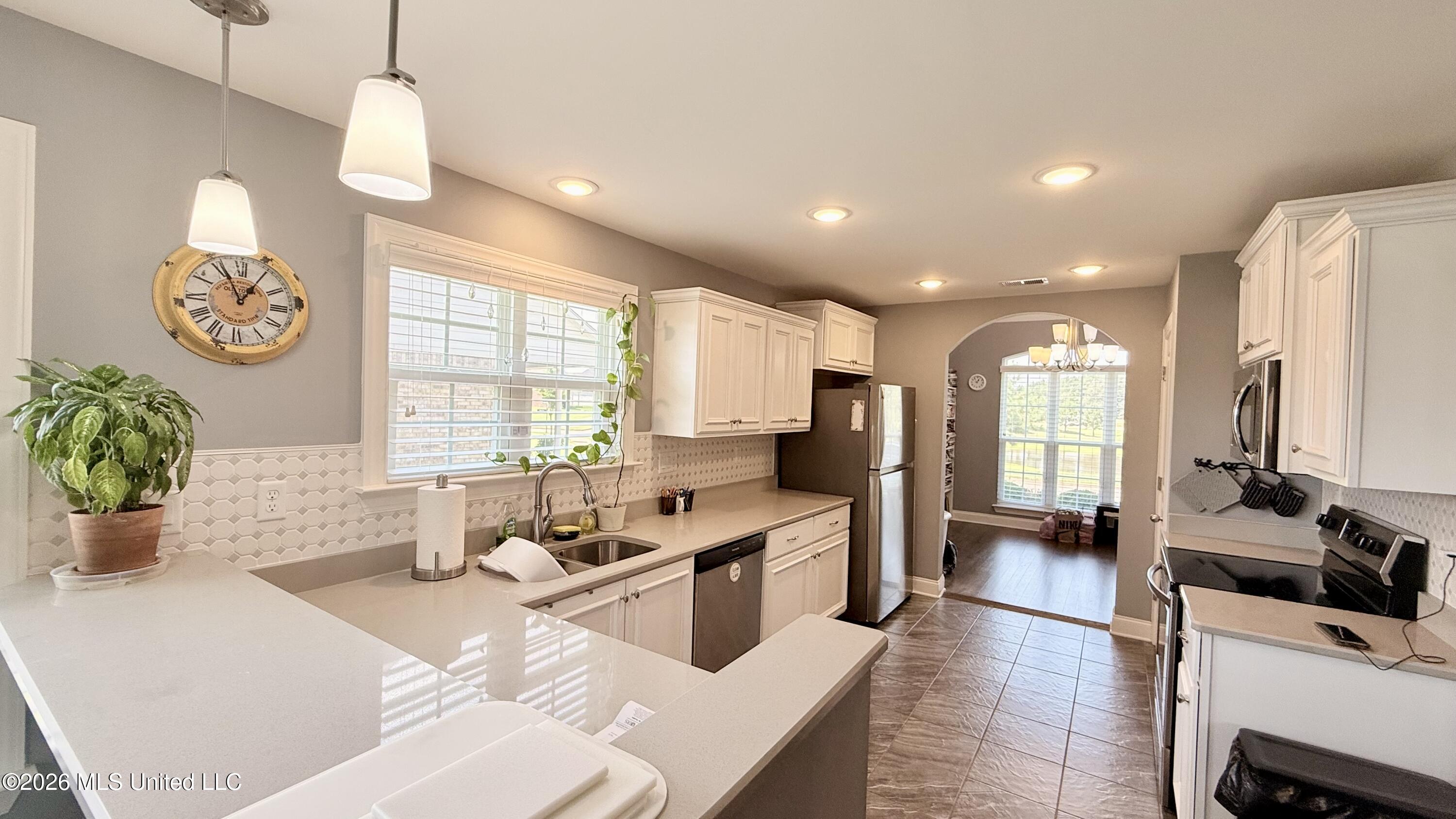 4928 Margarette Circle Property Photo 17