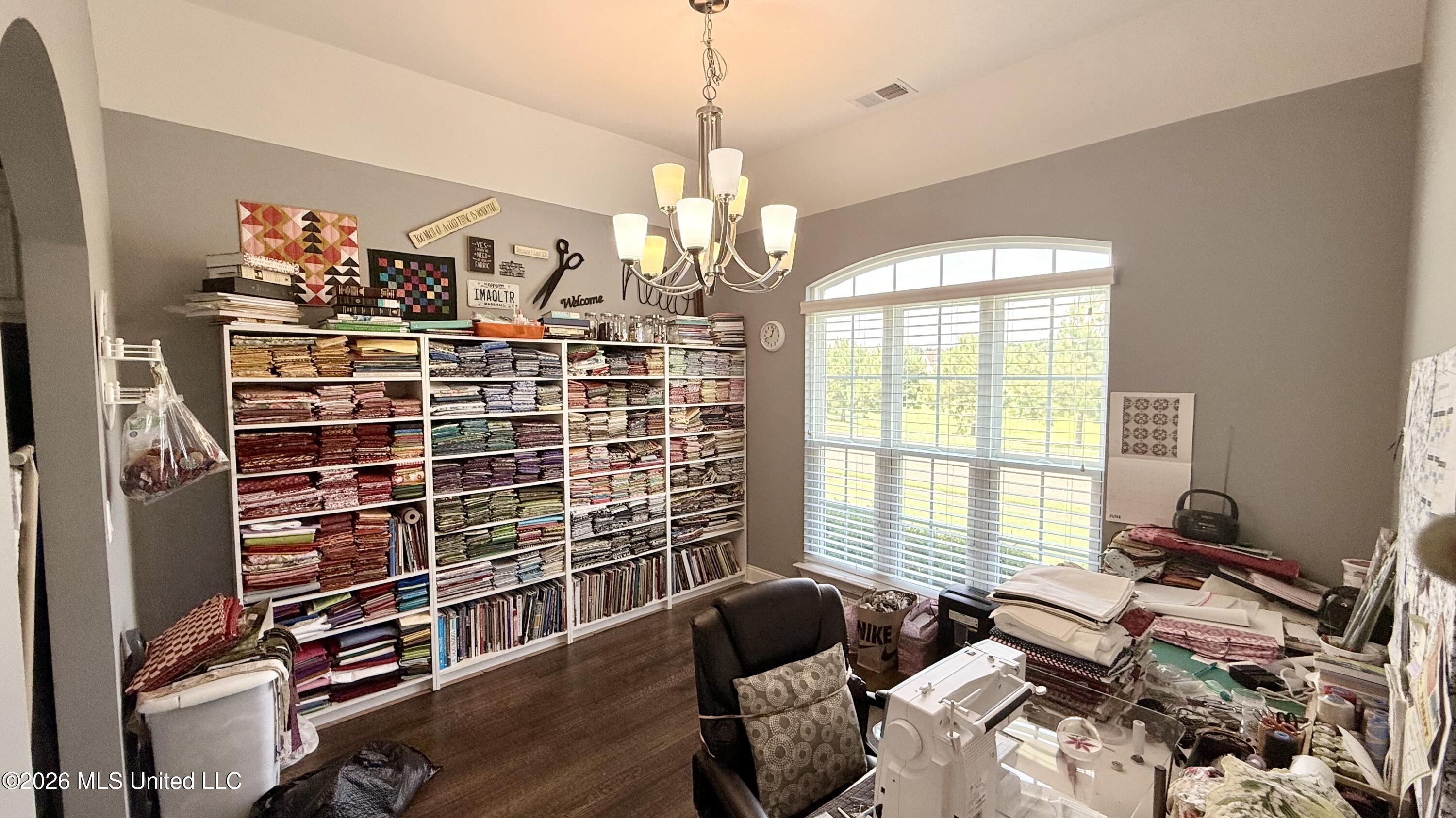 4928 Margarette Circle Property Photo 24