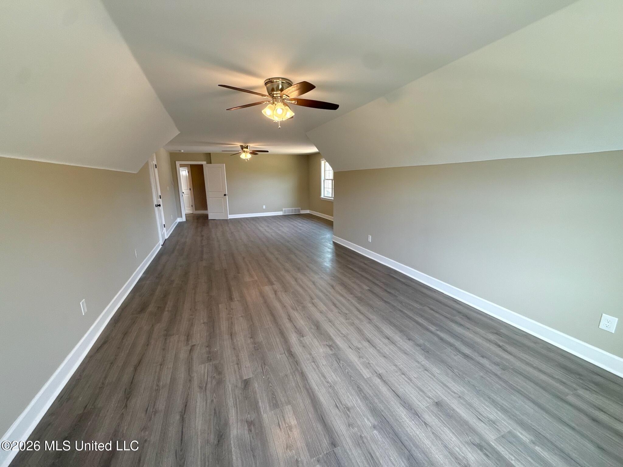 10874 Wiseman Drive Property Photo 6