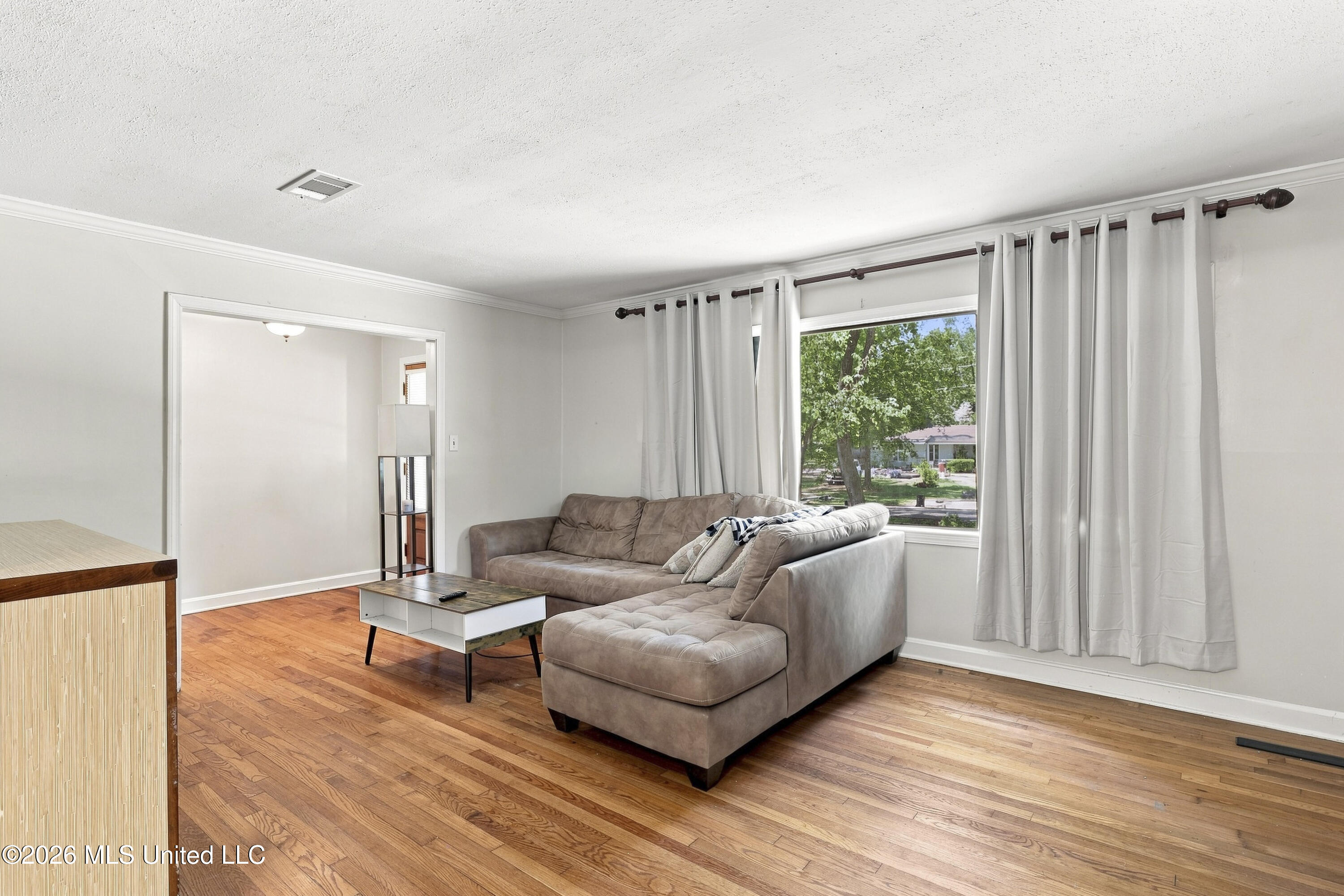4514 Eastwood Road Property Photo 5
