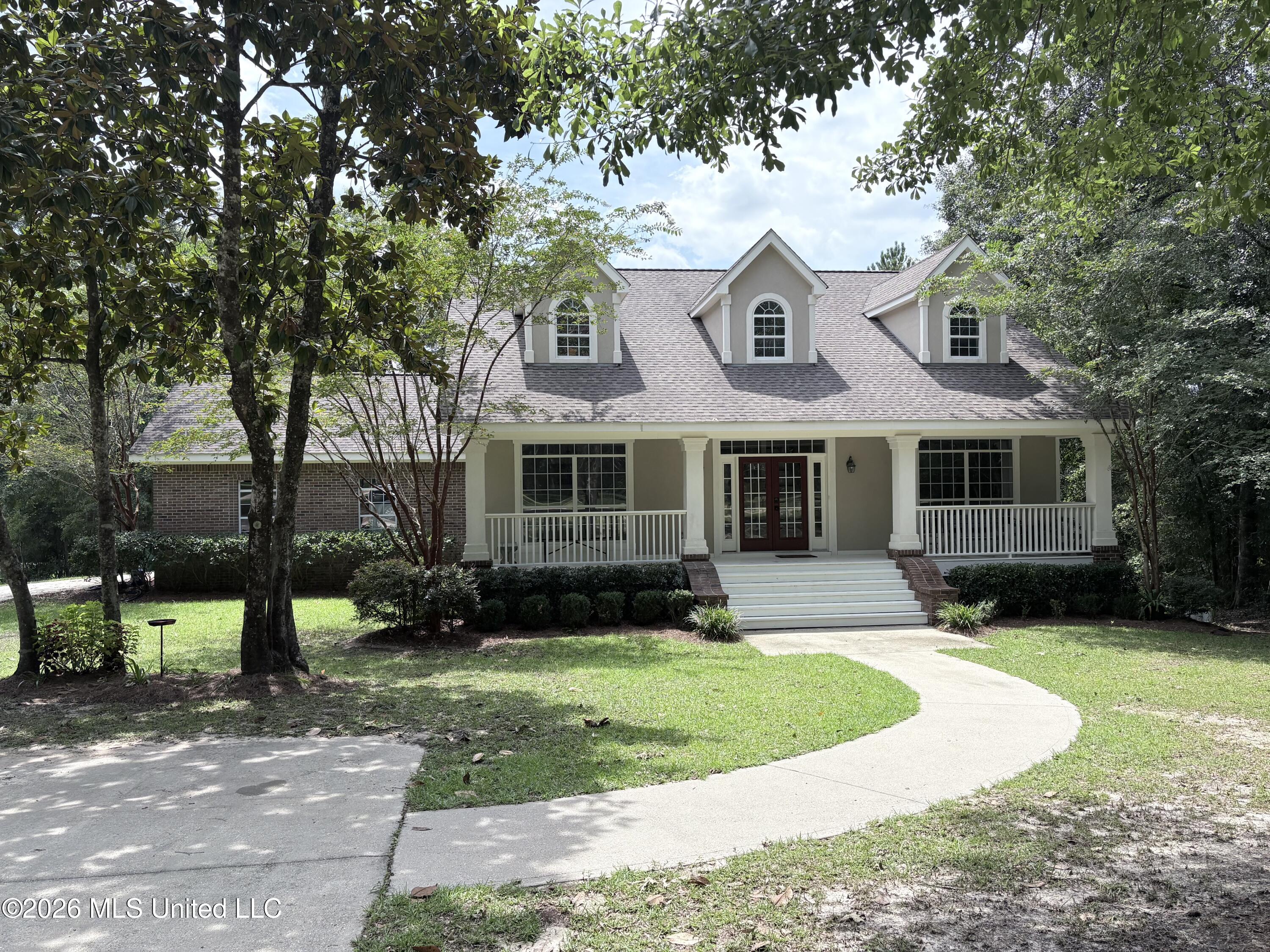 2913 Holden Drive Property Photo 9
