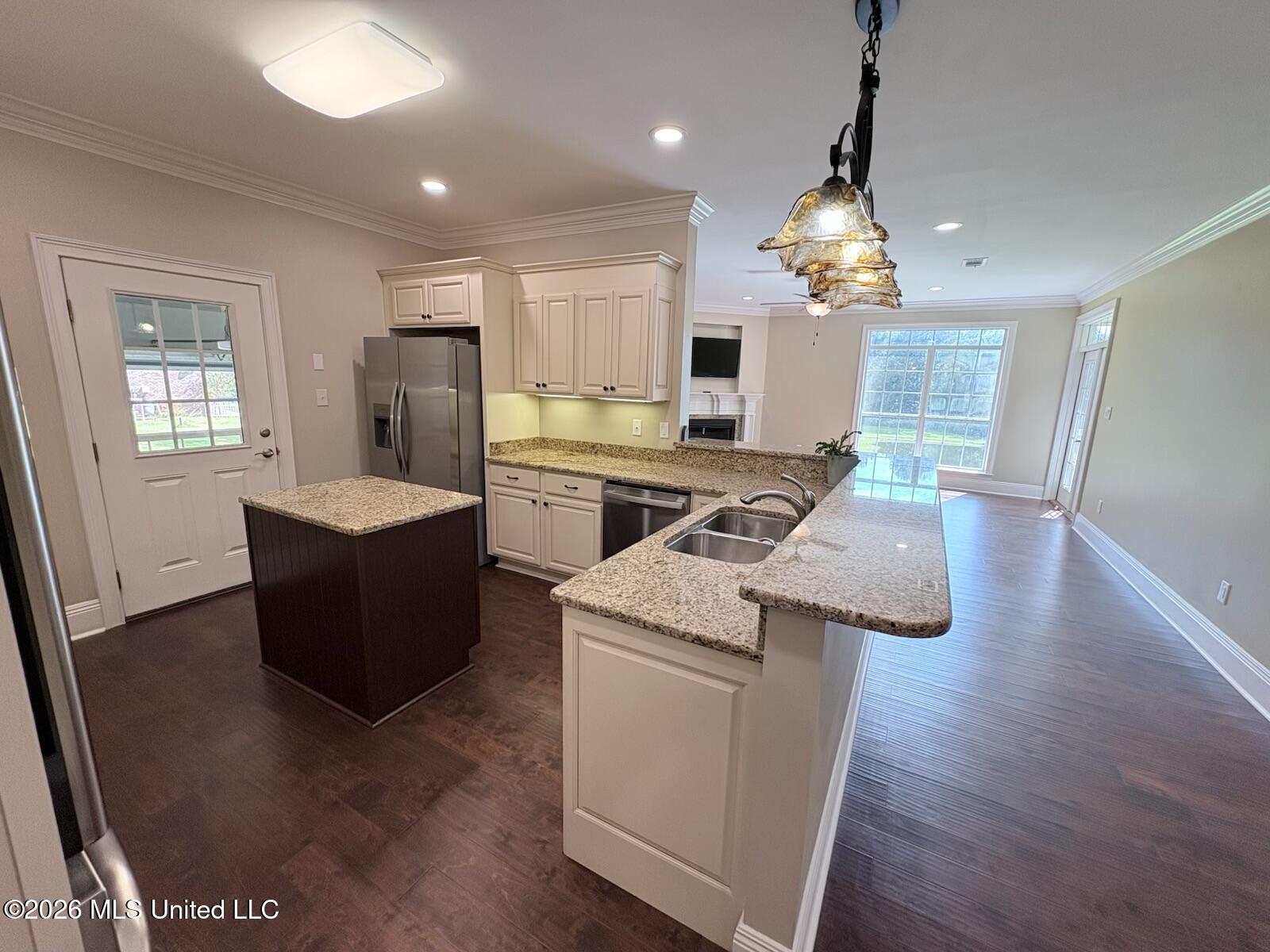 2913 Holden Drive Property Photo 18