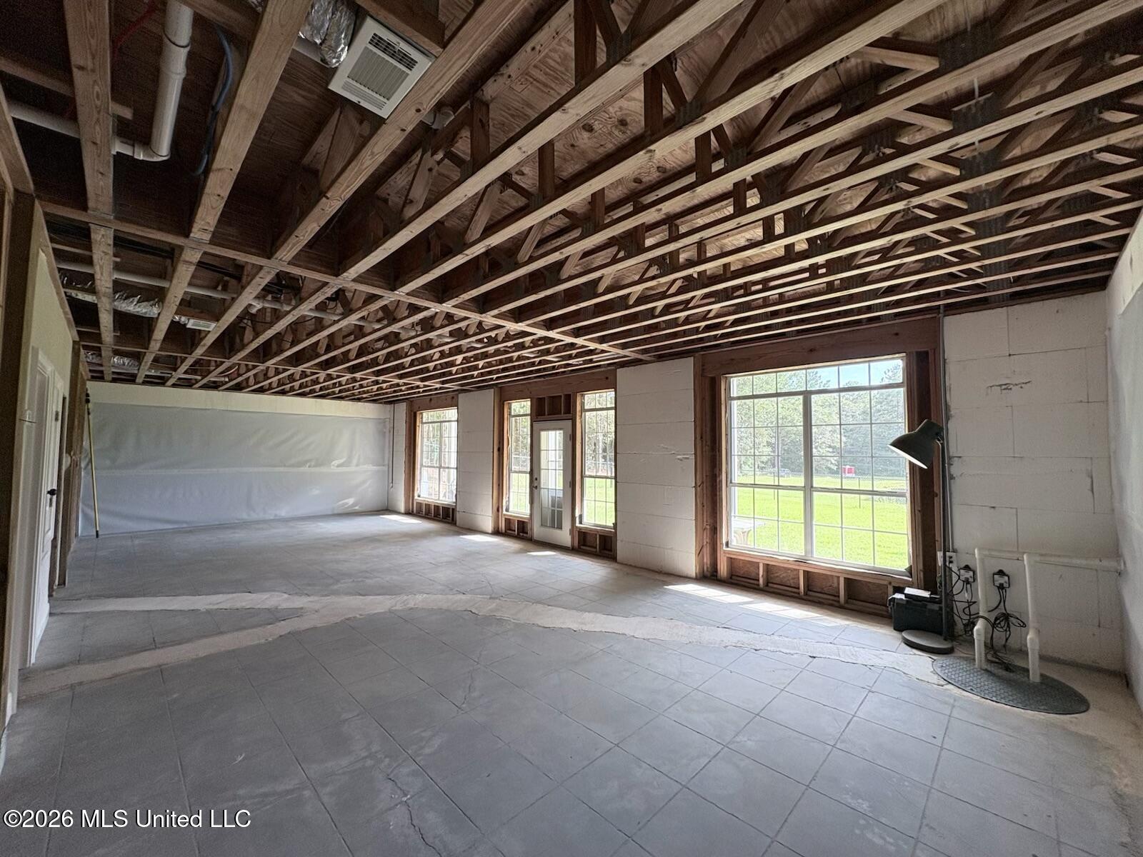 2913 Holden Drive Property Photo 32