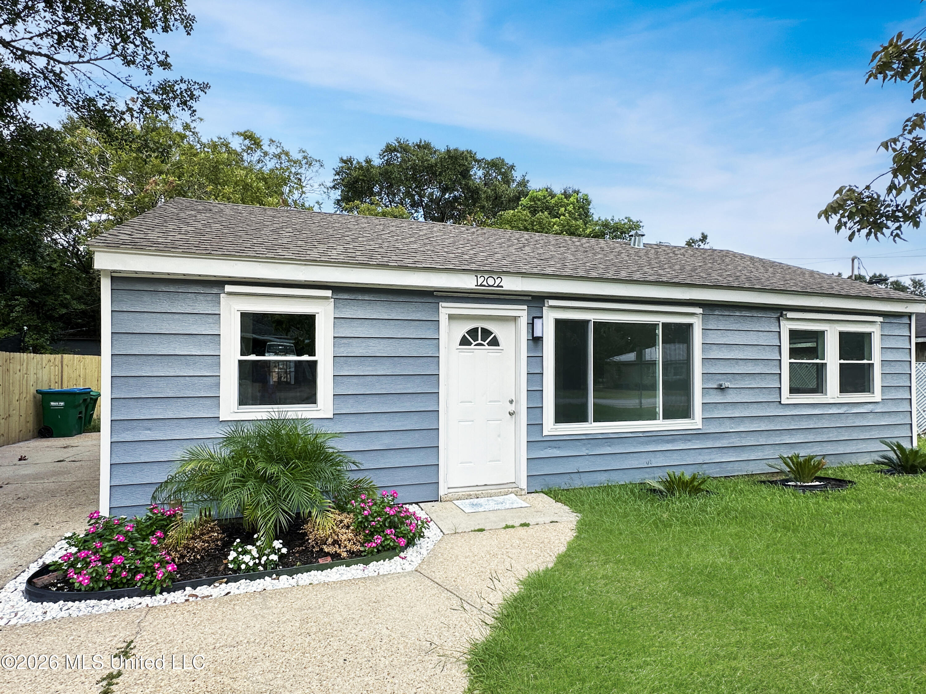 1202 13th Street Property Photo 1