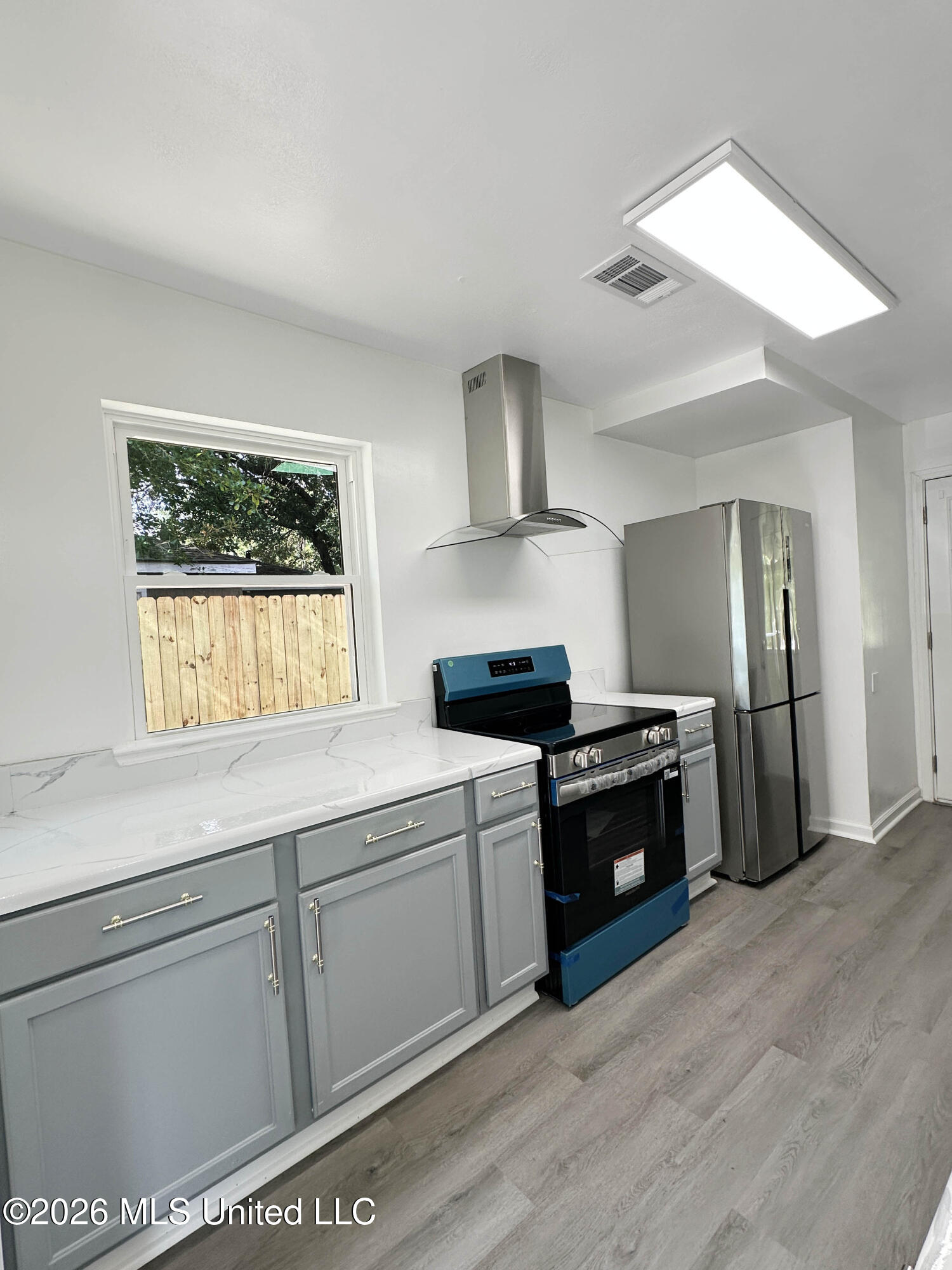 1202 13th Street Property Photo 5