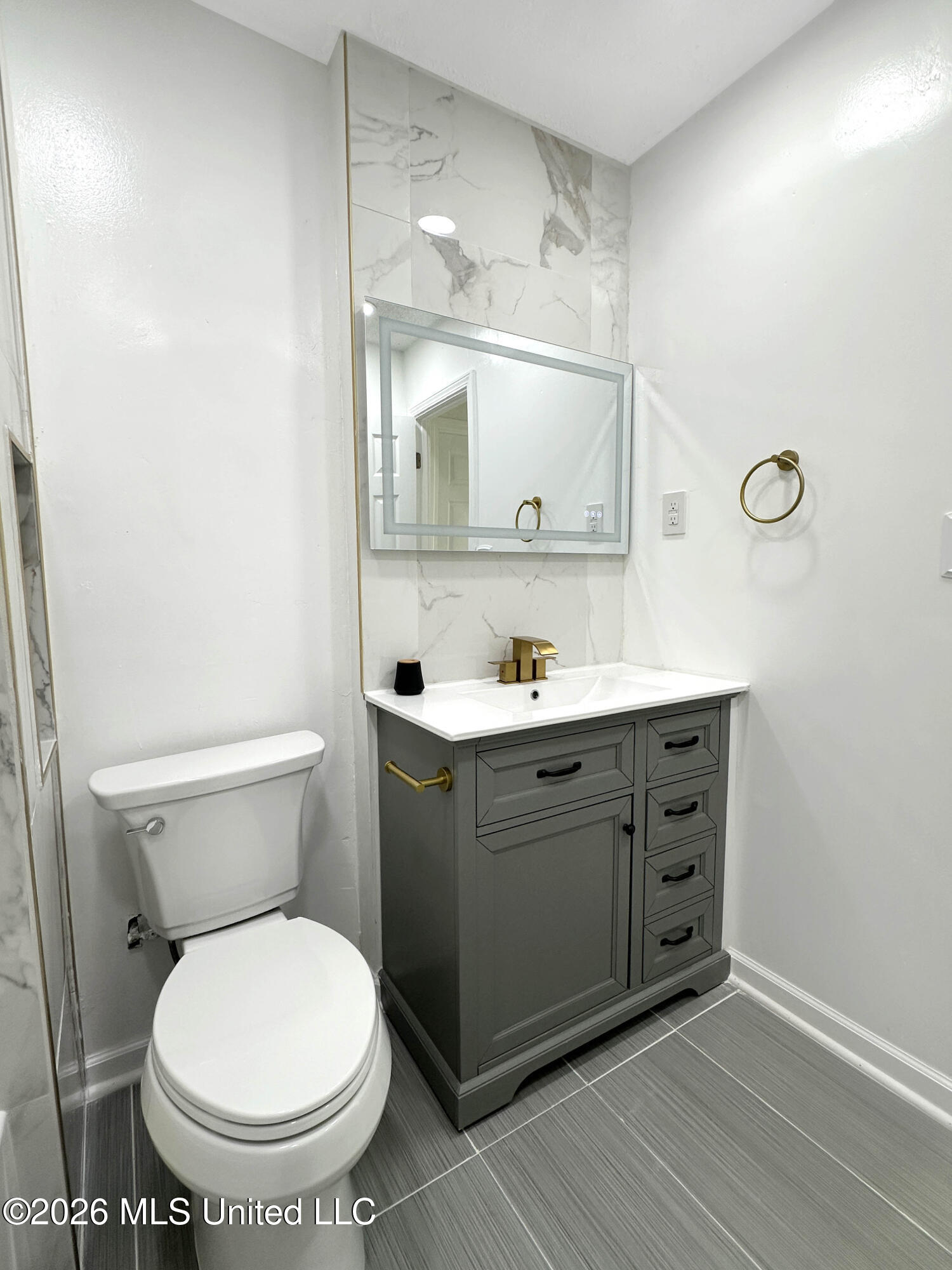 1202 13th Street Property Photo 7