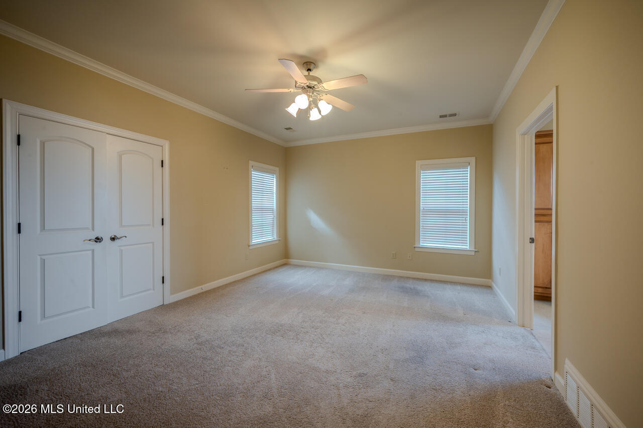 5905 Savannah Crossing Property Photo 25