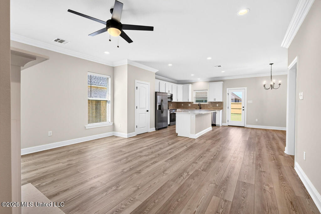 7719 Claymont Circle Property Photo 8
