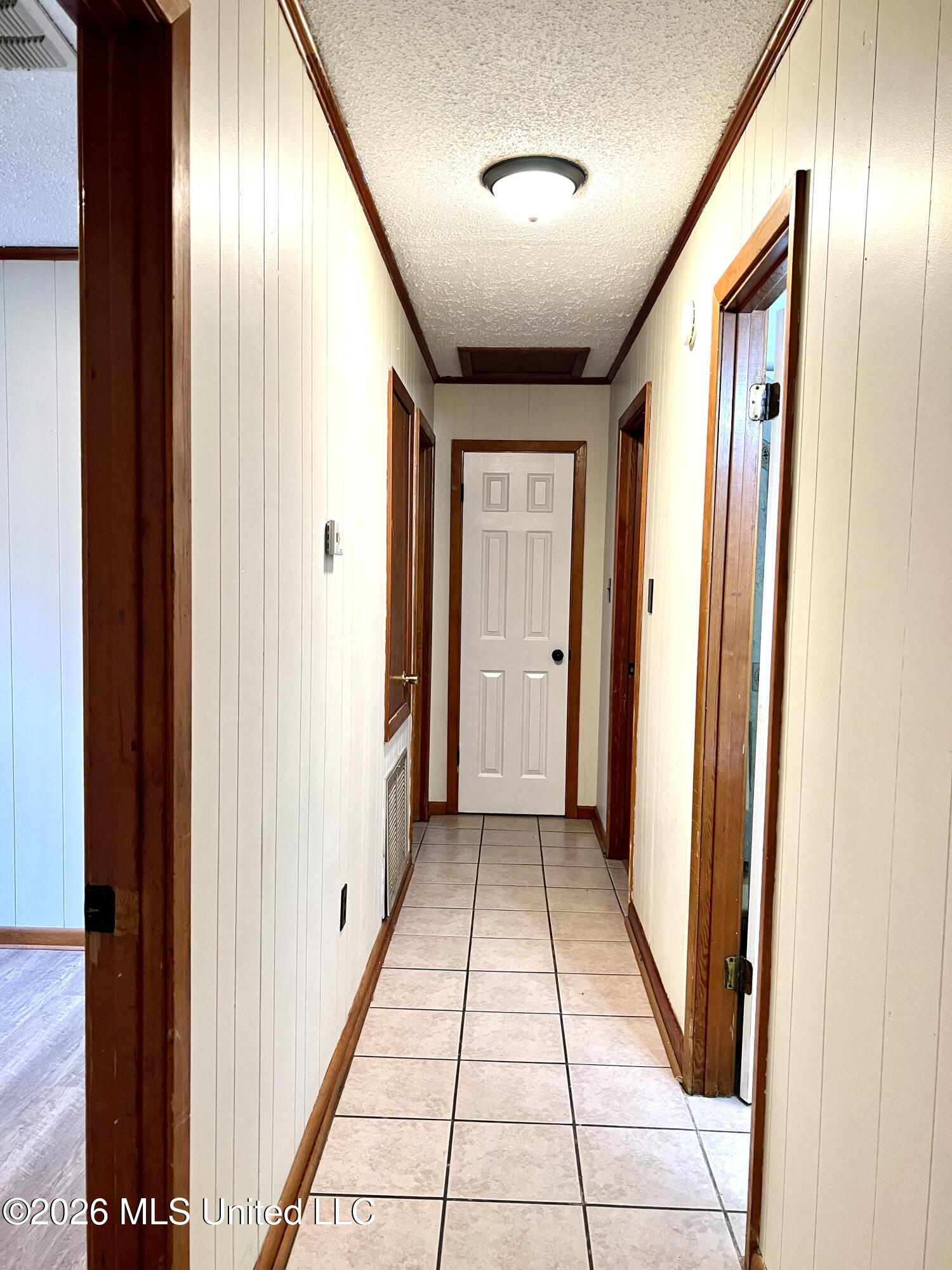 4142 Linfrank Line Road Property Photo 8