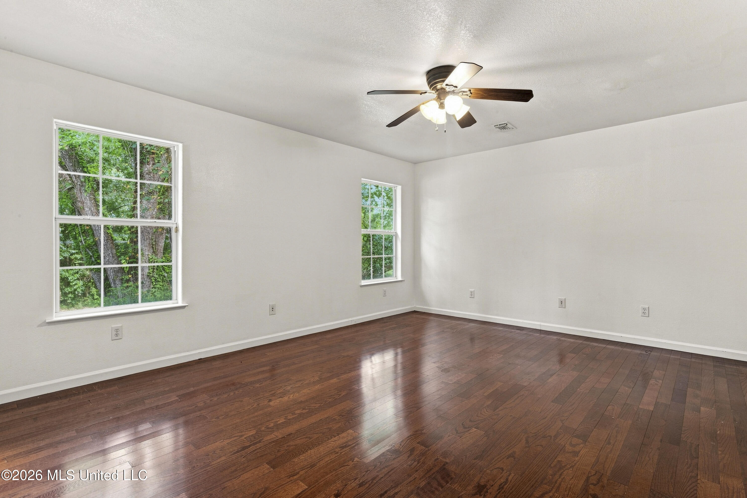2119 E Simmons Bayou Drive Property Photo 25