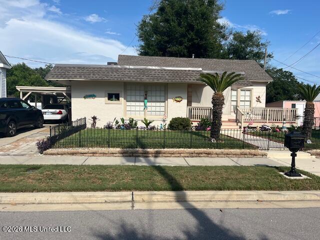 112 Azalea Drive Property Photo 2