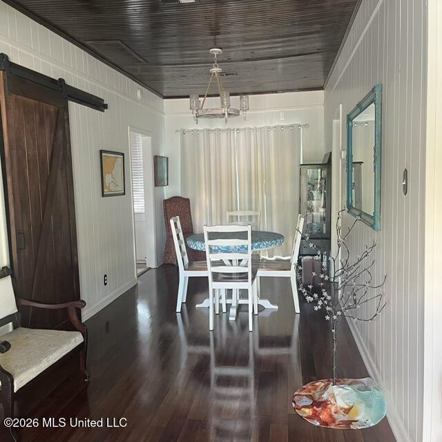 112 Azalea Drive Property Photo 8