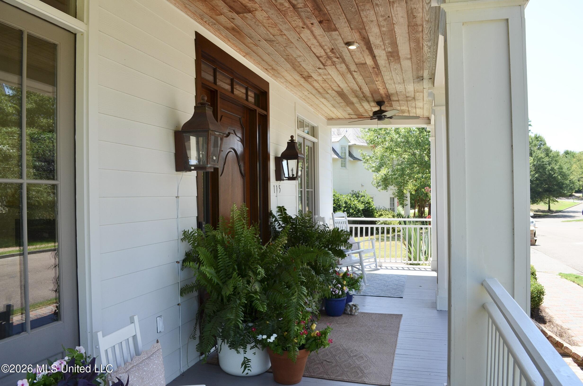 115 Republic Street Property Photo 5