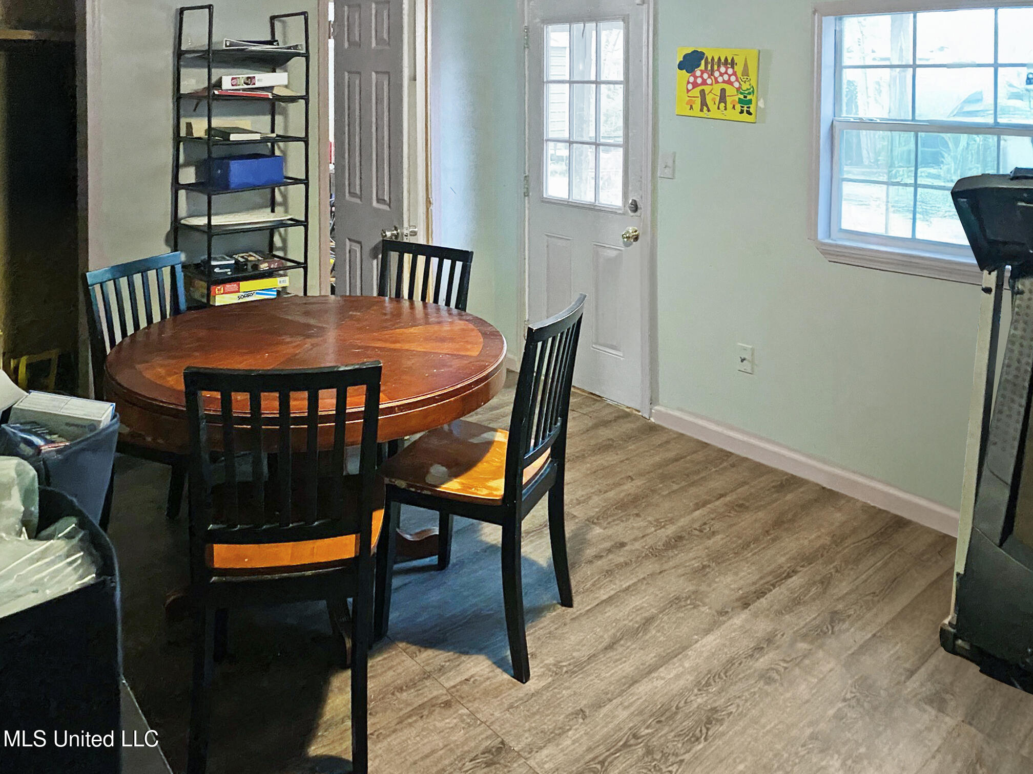 170 Belaire Drive Property Photo 12