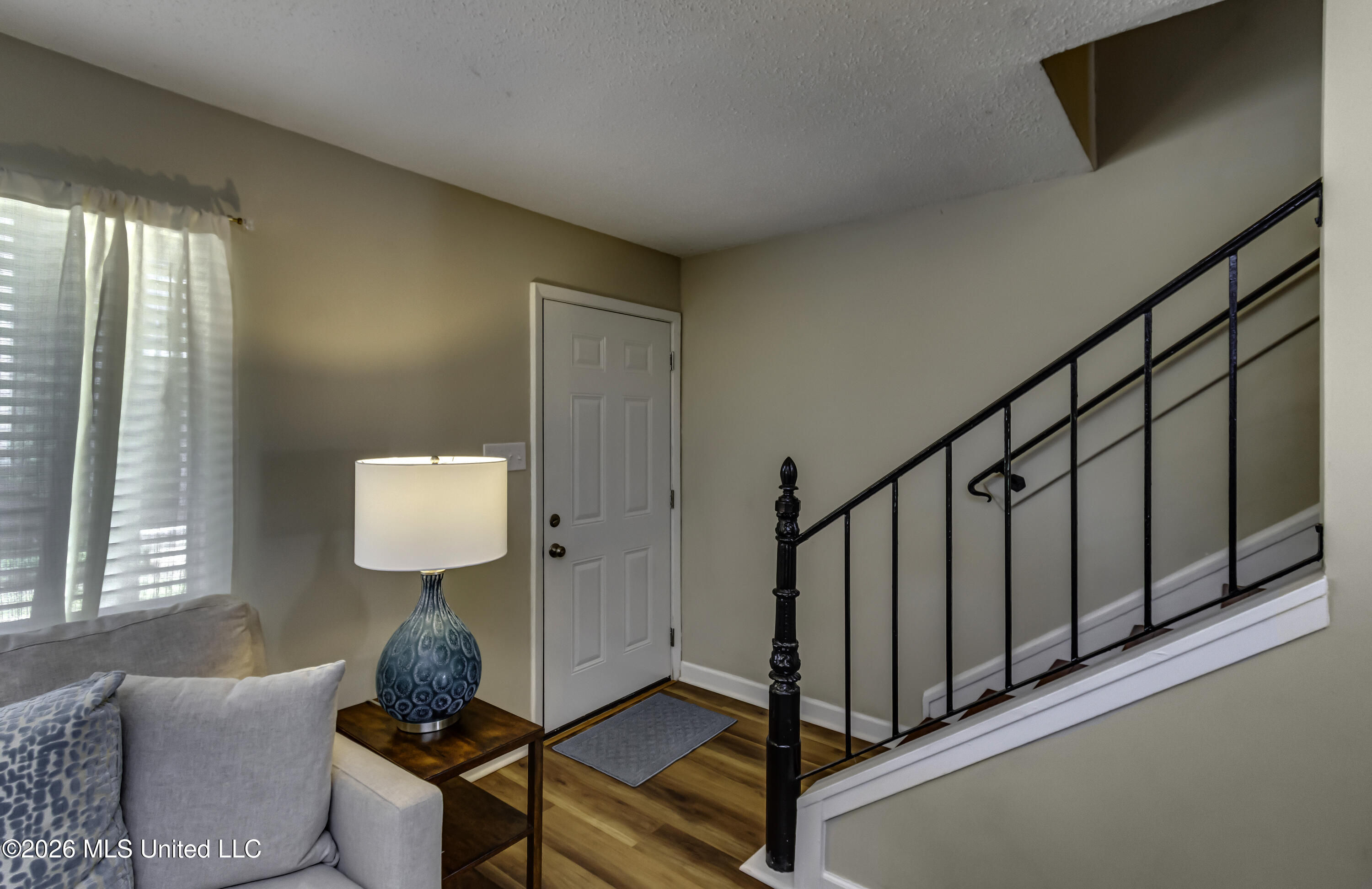 550 Post Road Property Photo 10