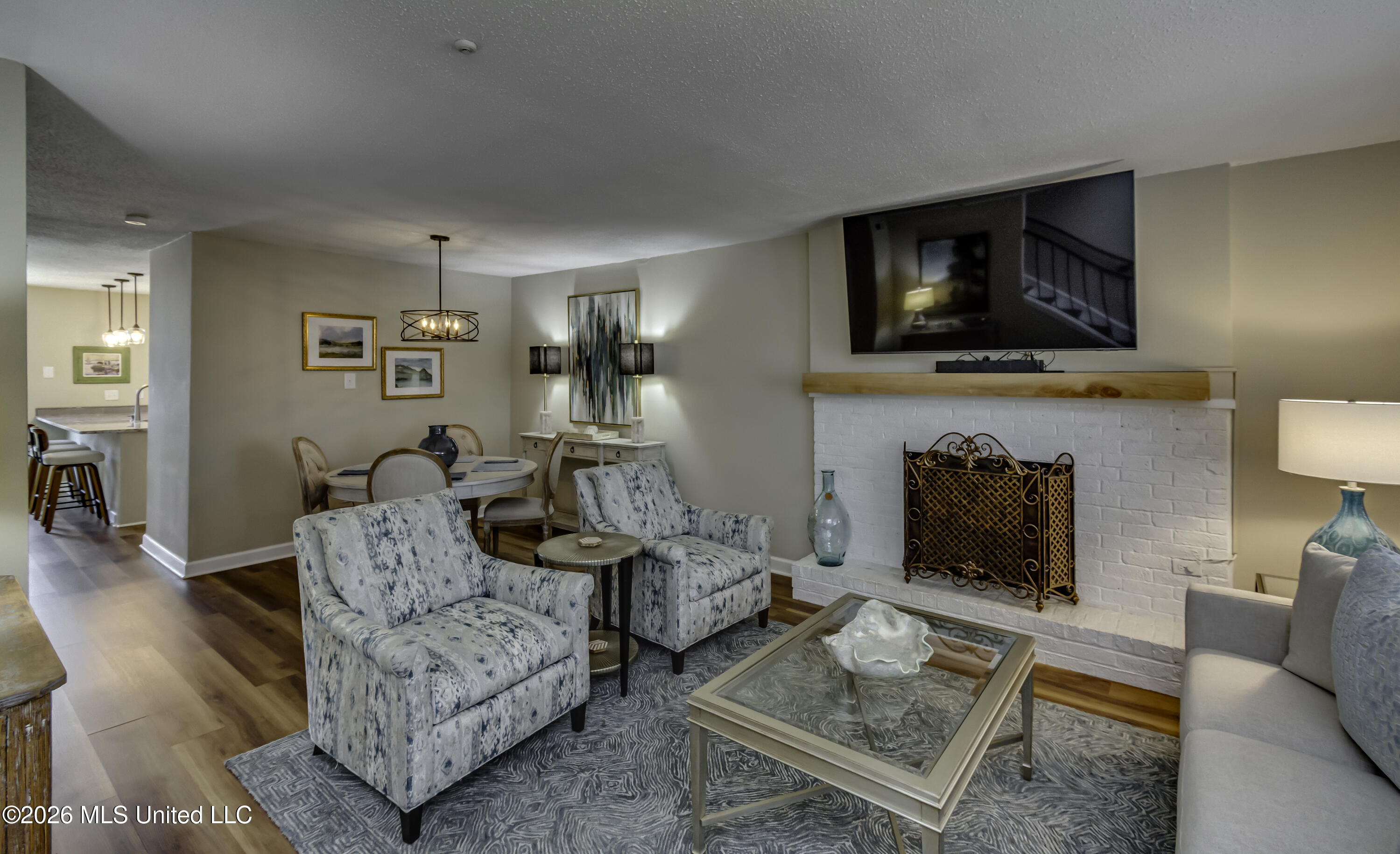 550 Post Road Property Photo 14