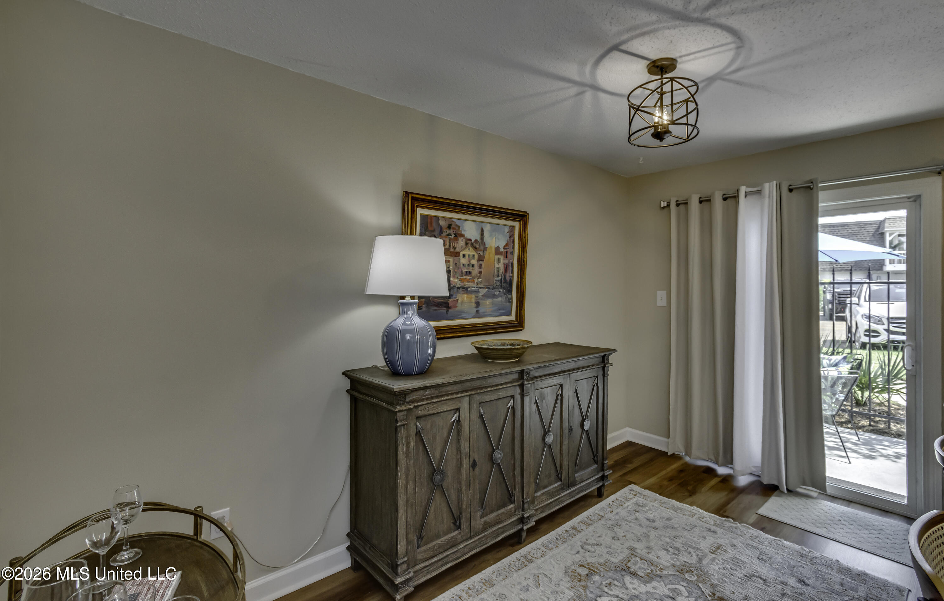 550 Post Road Property Photo 25