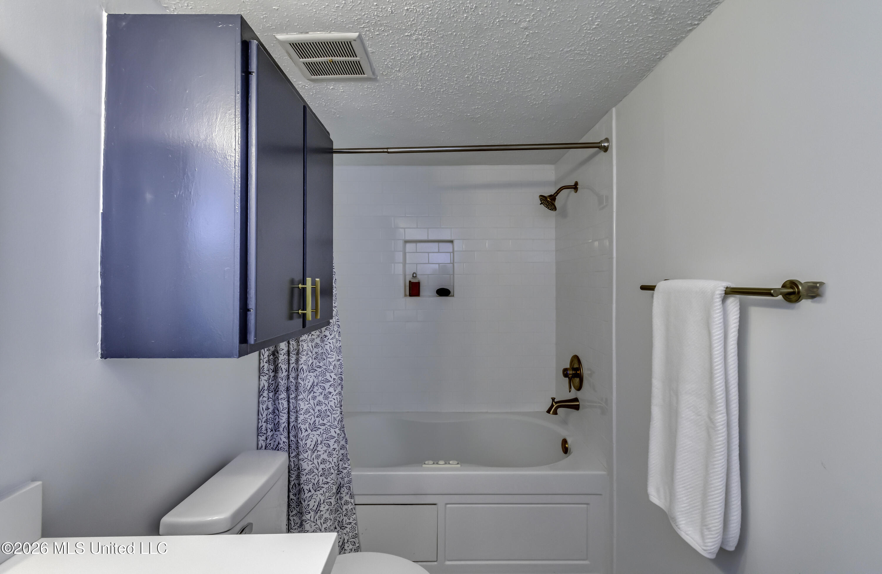 550 Post Road Property Photo 40