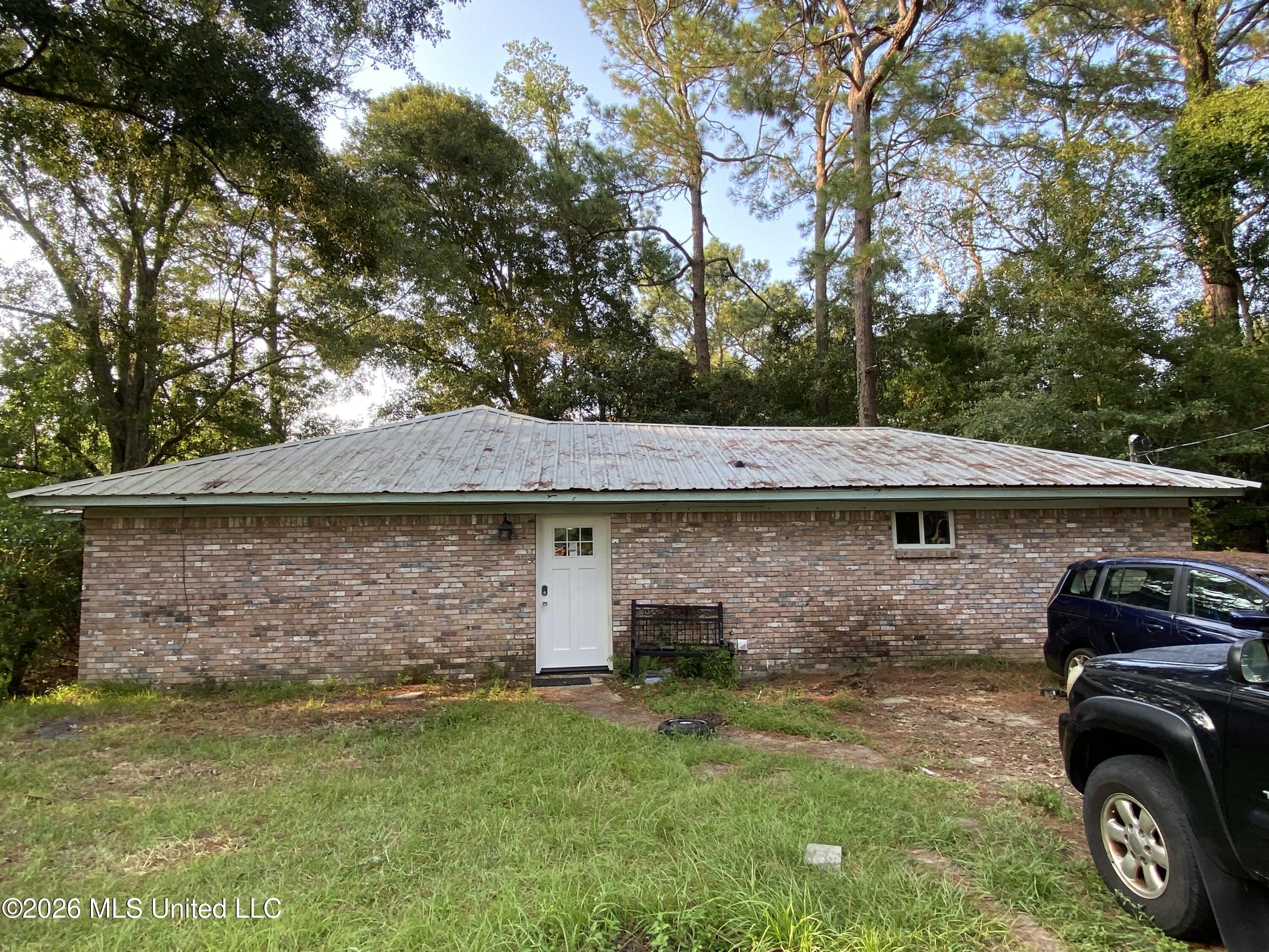 10300 Charpentier Drive Property Photo 1