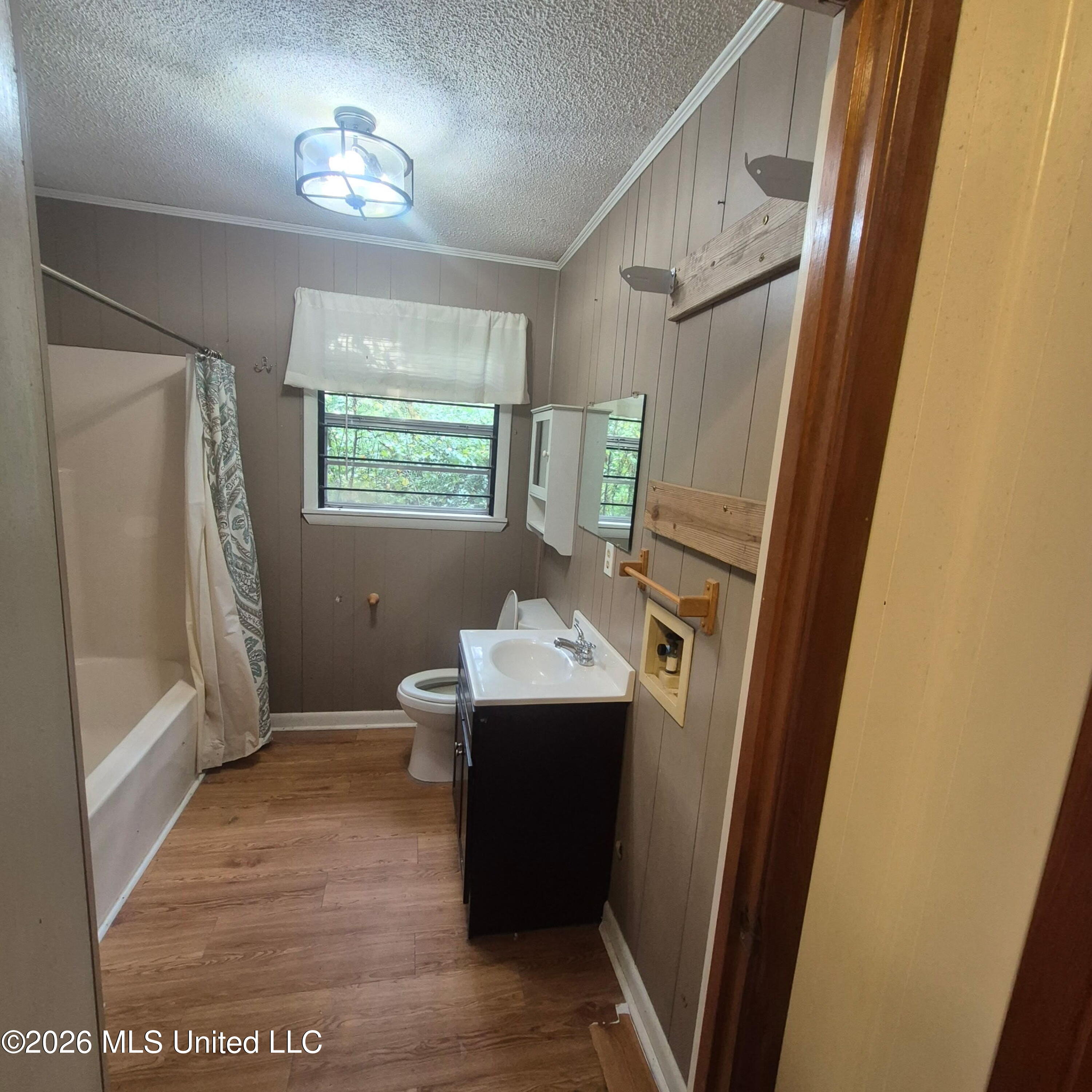 141 River Bend Road Property Photo 3