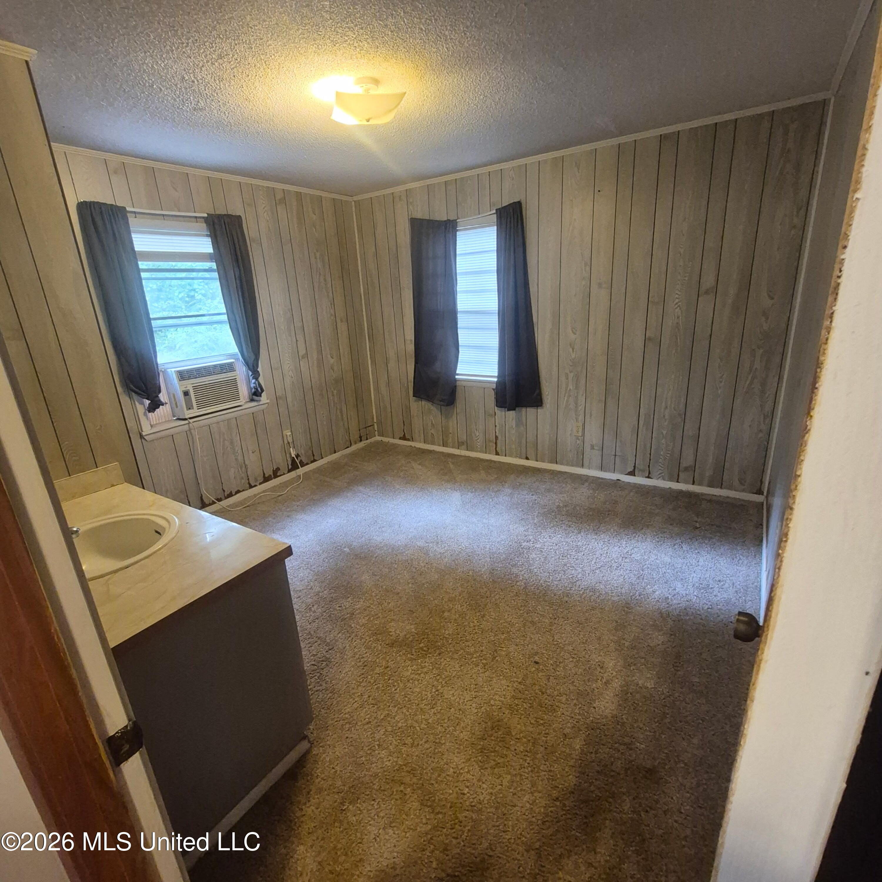 141 River Bend Road Property Photo 4