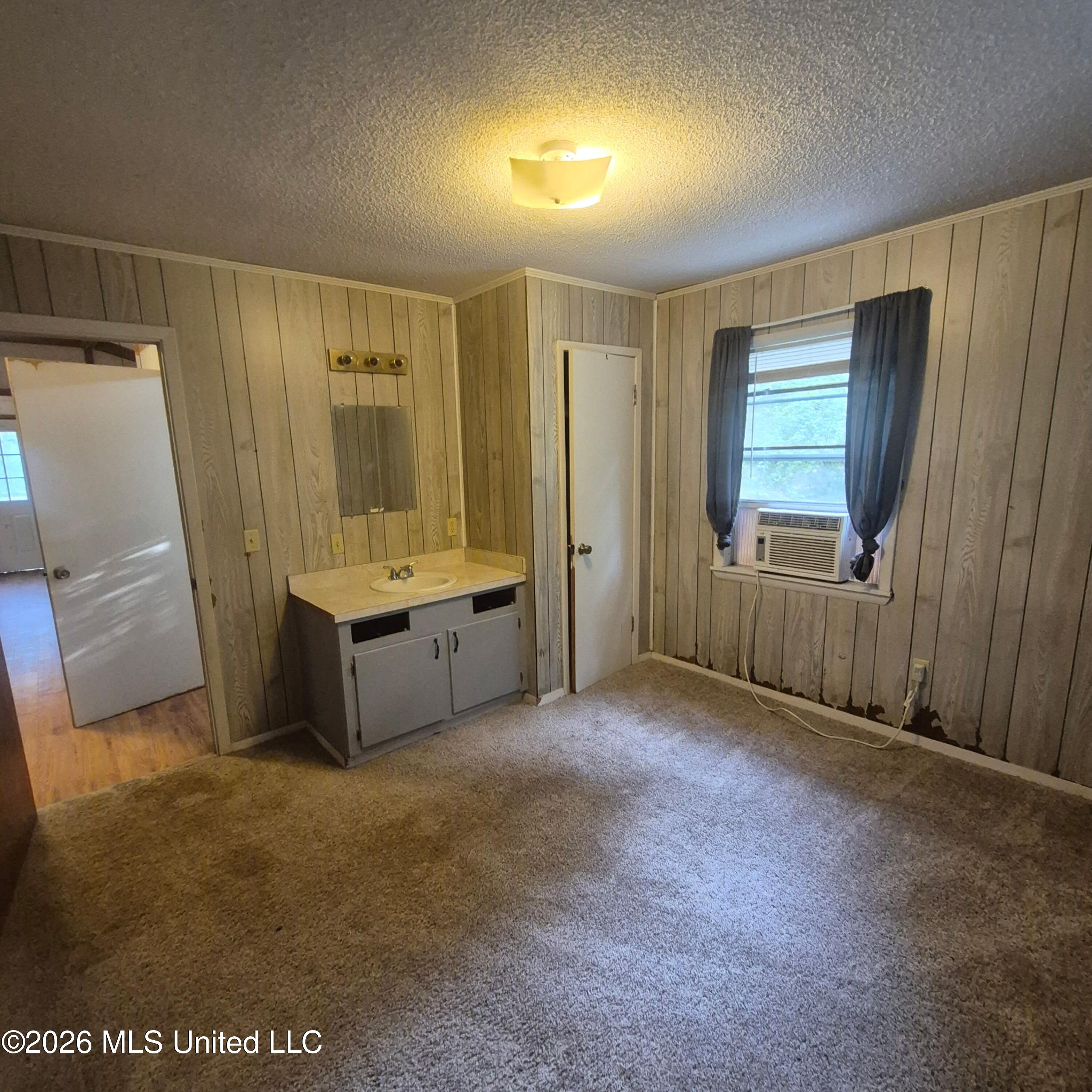 141 River Bend Road Property Photo 5