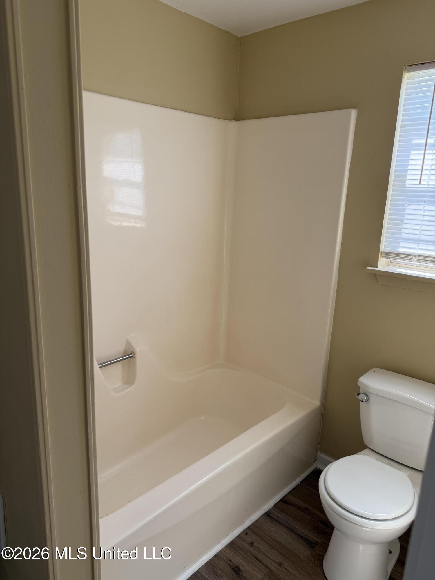 1577 Azalea Street Property Photo 6