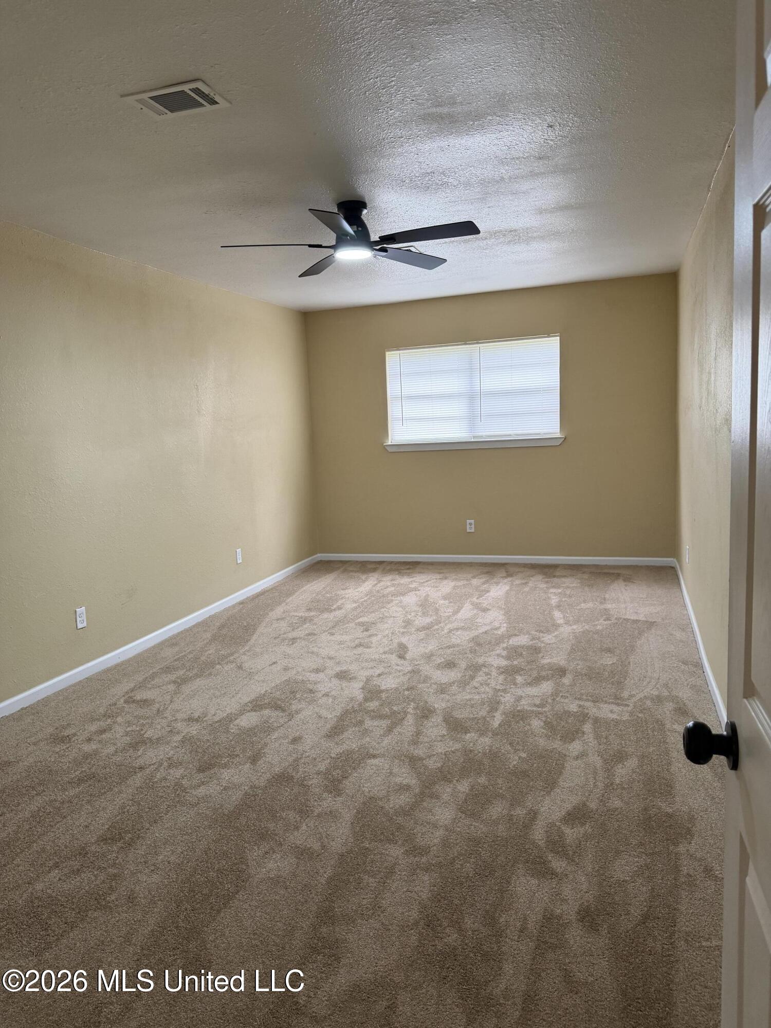 1577 Azalea Street Property Photo 11