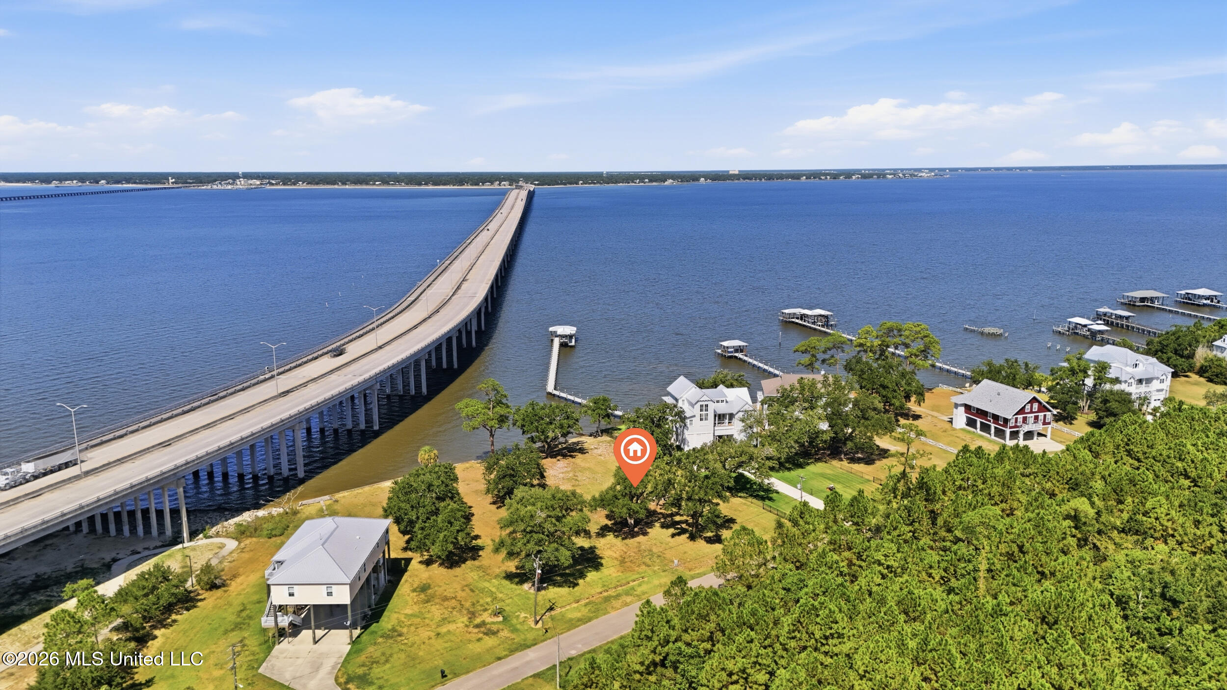113 Sandy Hook Drive Property Photo 1