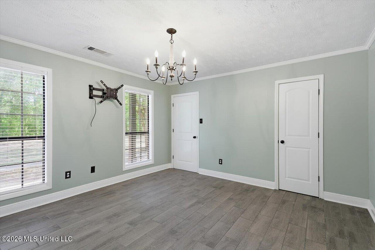 370 Lakeview Drive Property Photo 22