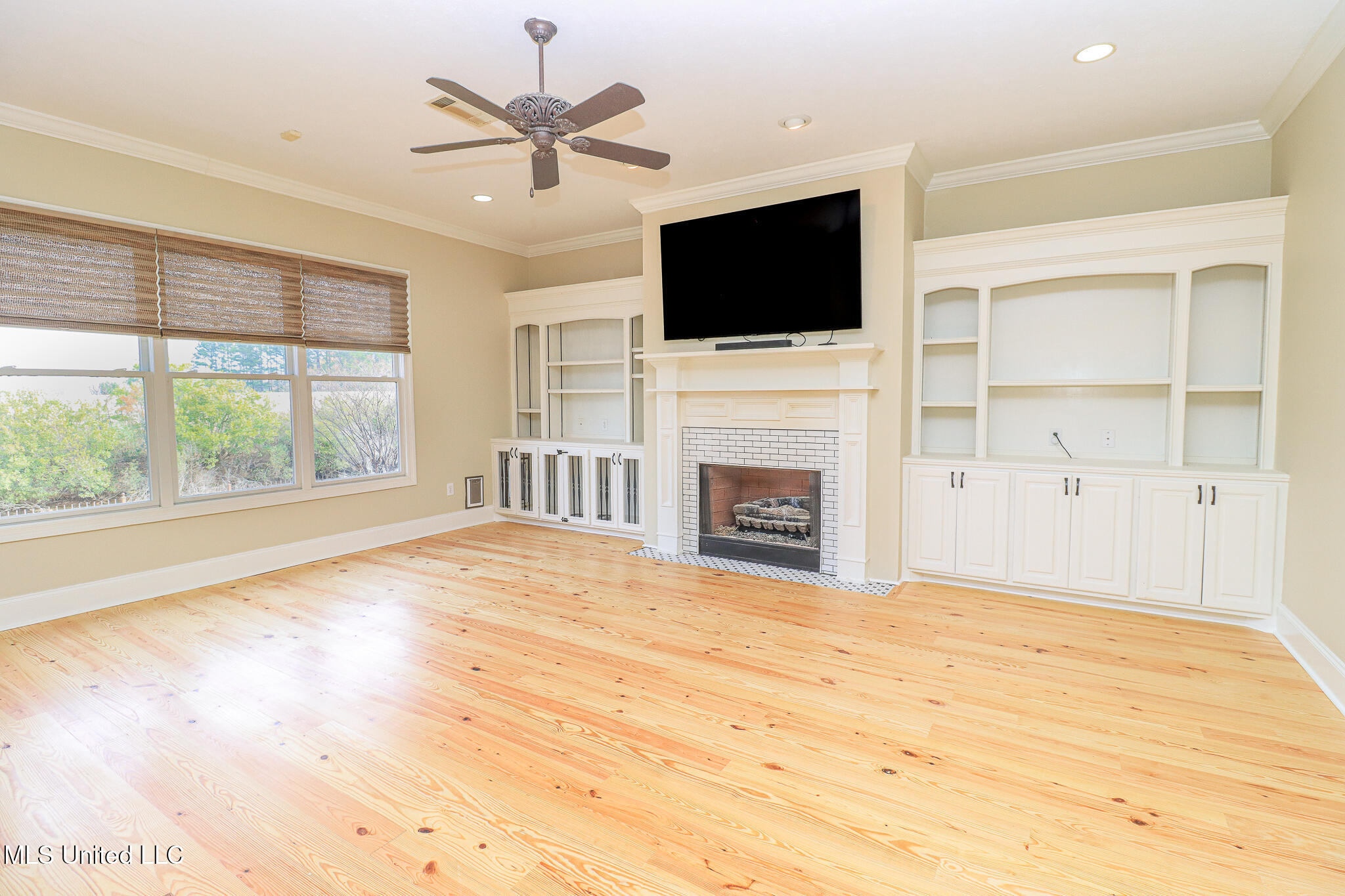 131 Southampton Circle Property Photo 3