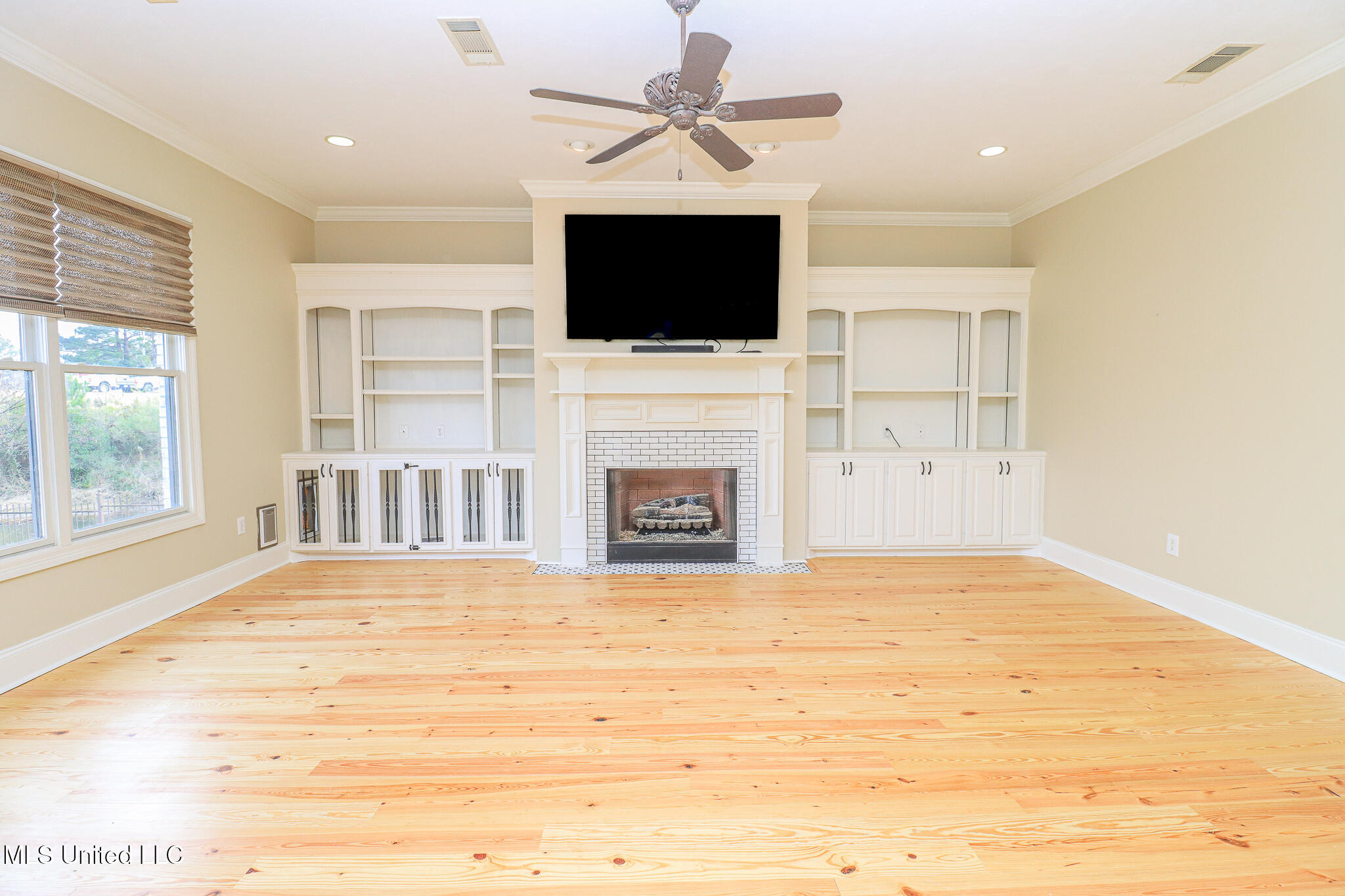 131 Southampton Circle Property Photo 4