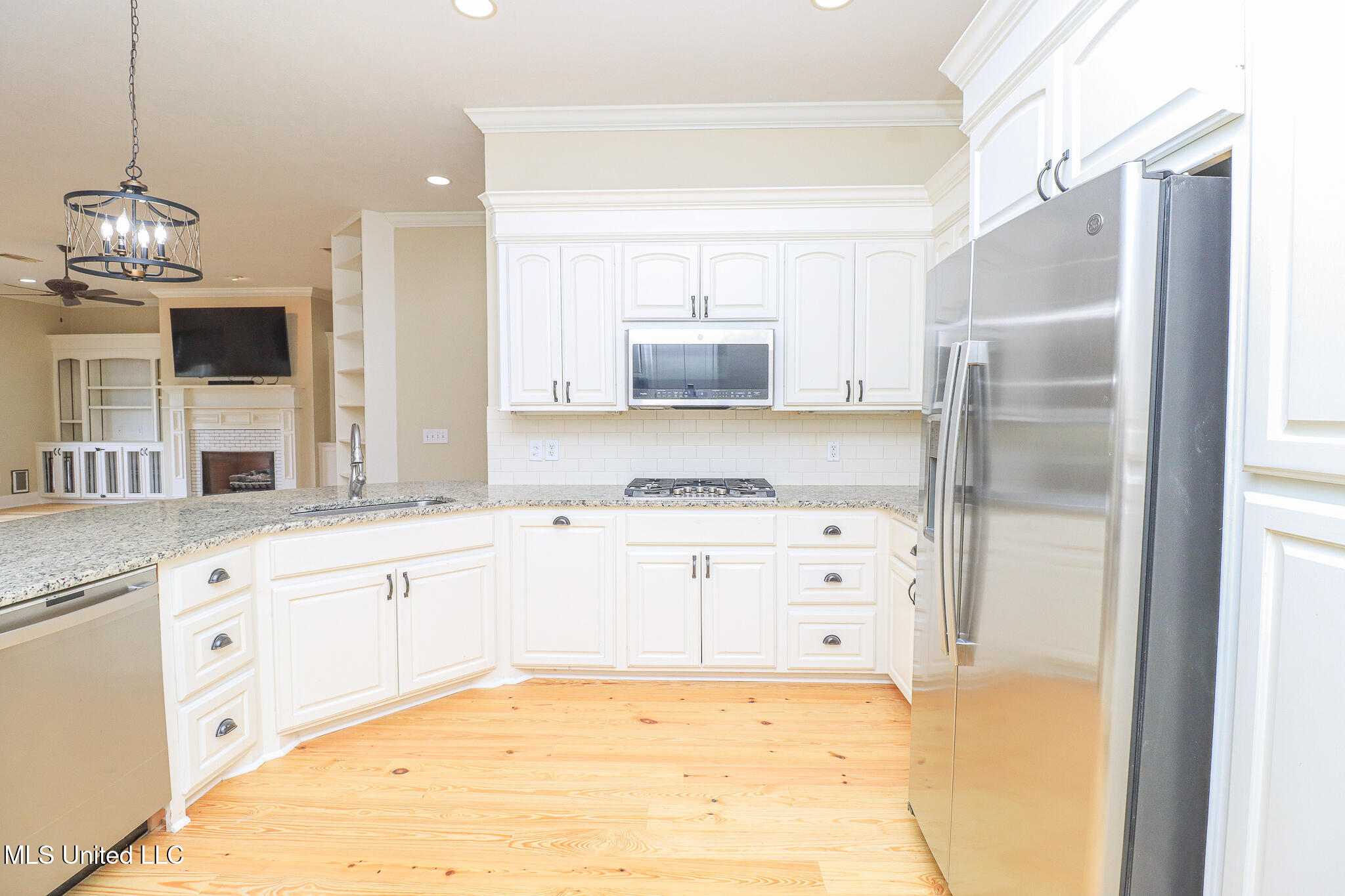 131 Southampton Circle Property Photo 9