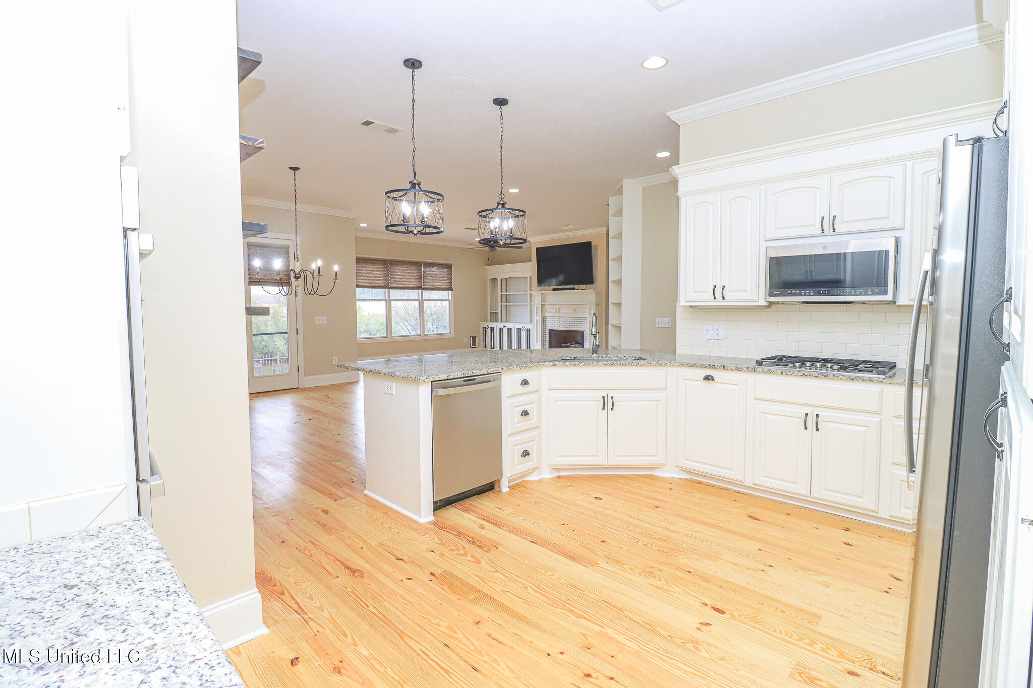 131 Southampton Circle Property Photo 10