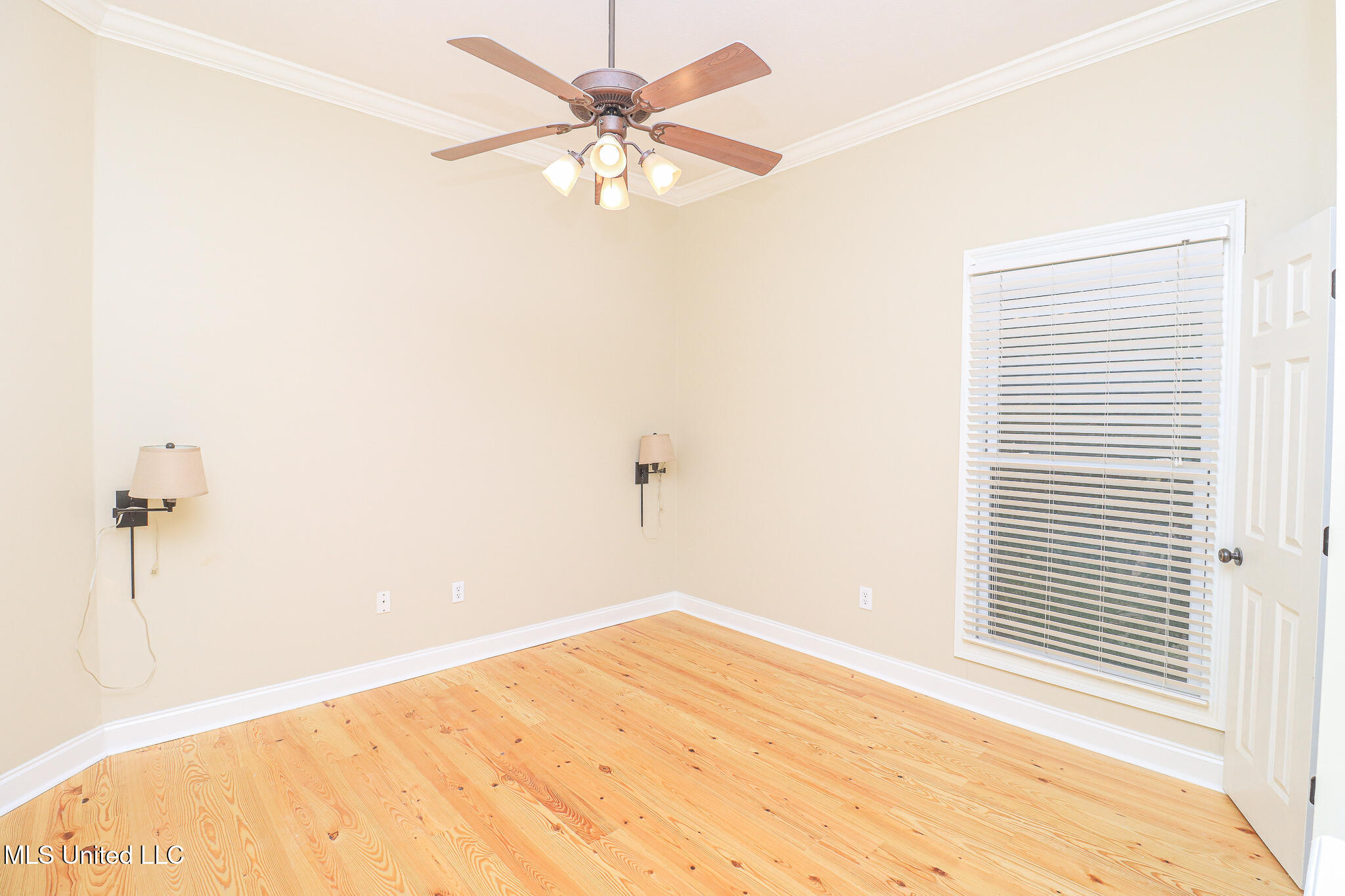 131 Southampton Circle Property Photo 18