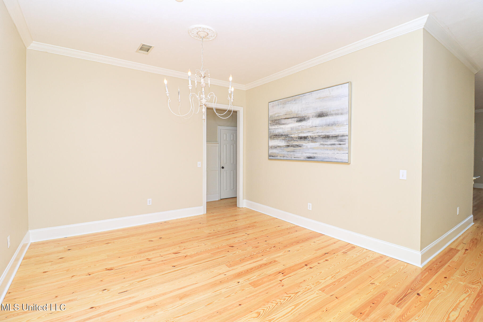 131 Southampton Circle Property Photo 23