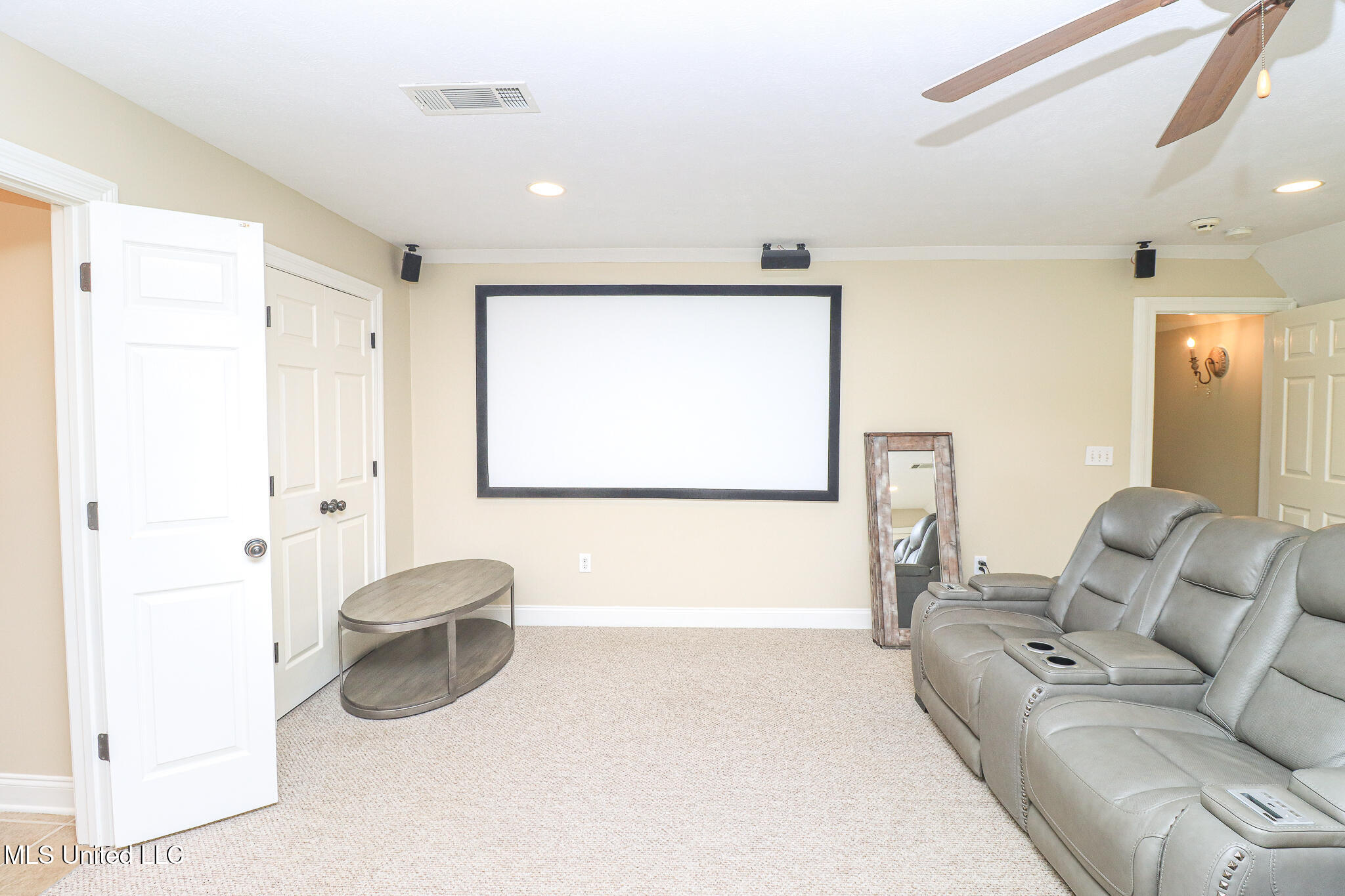 131 Southampton Circle Property Photo 48