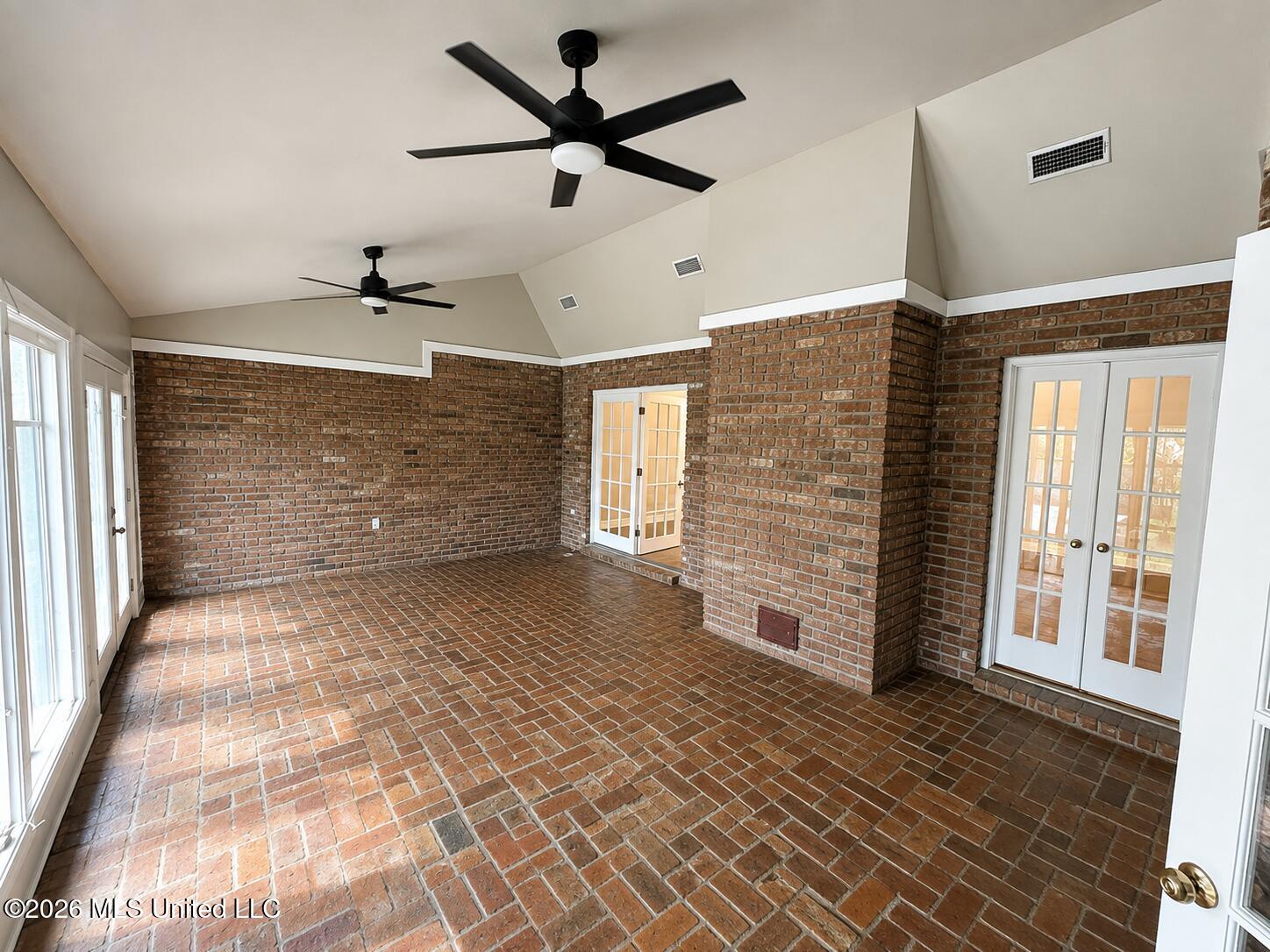 440 Linda Drive Property Photo 16