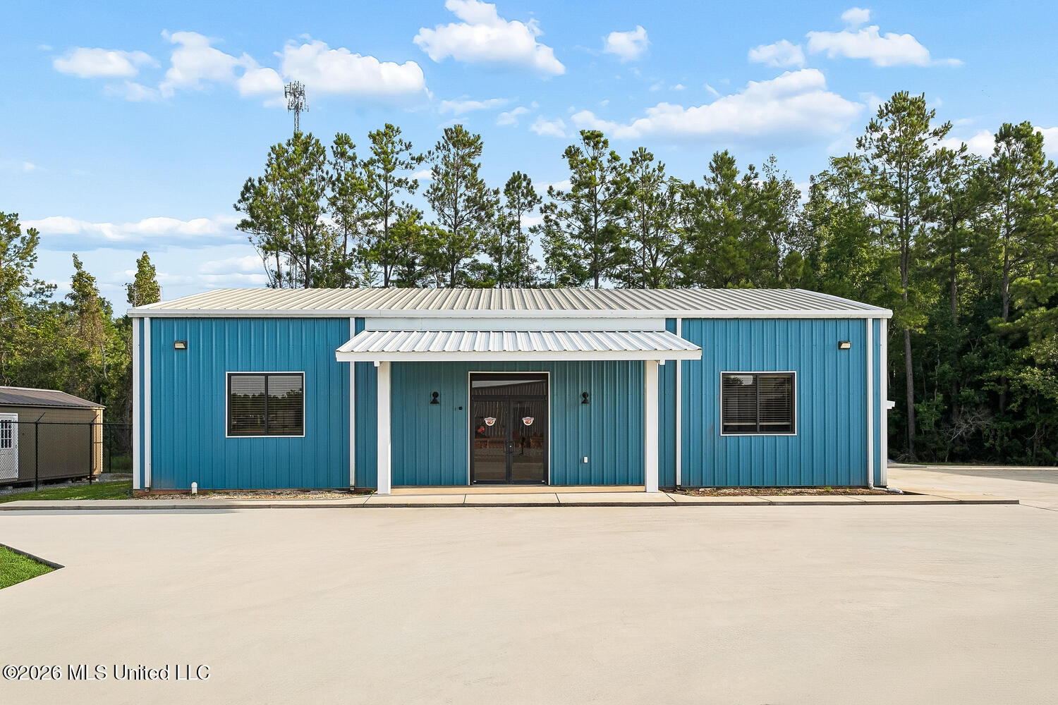 106 Haydon Oaks Drive Property Photo 1