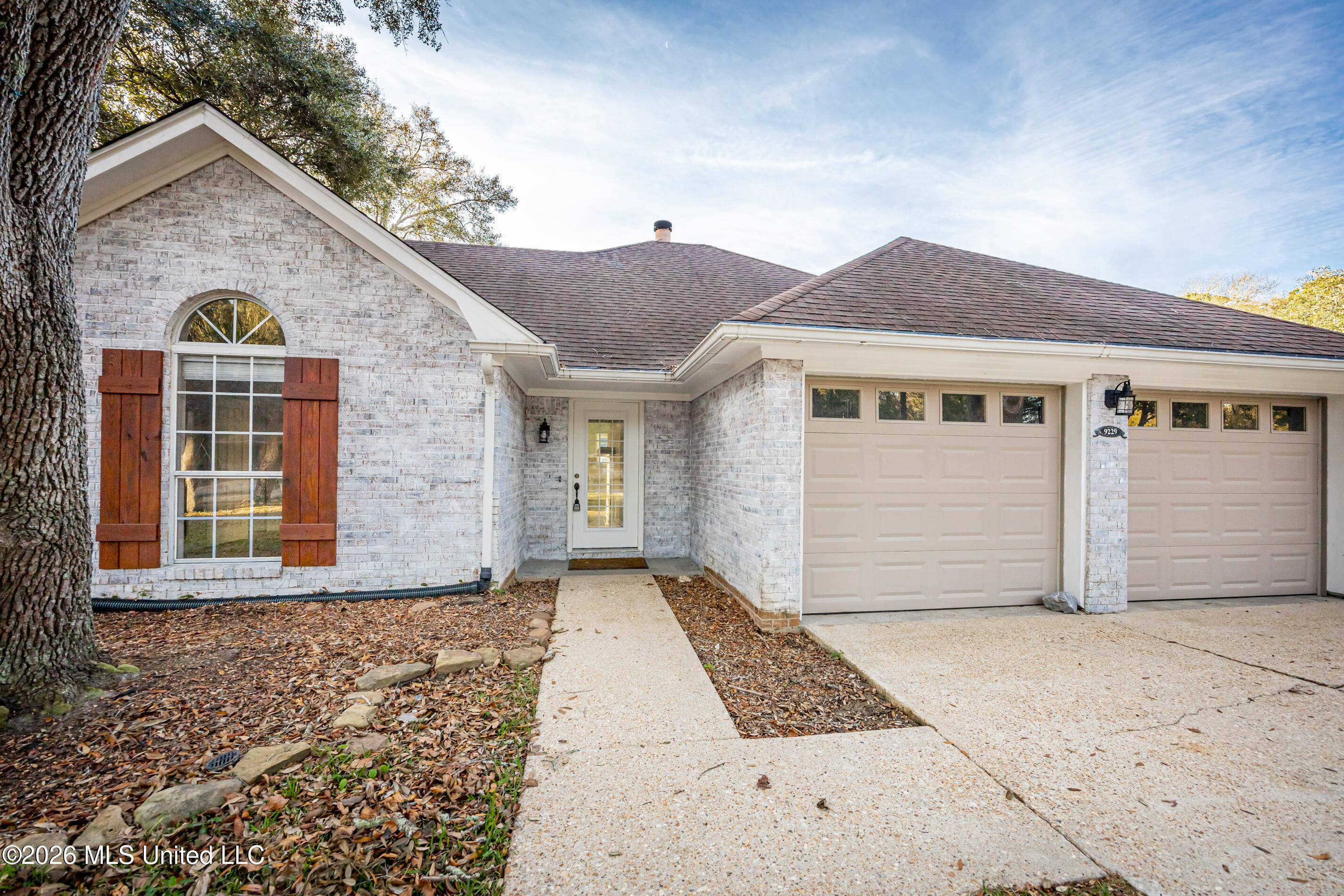 9229 Point Aux Chenes Road Property Photo 6