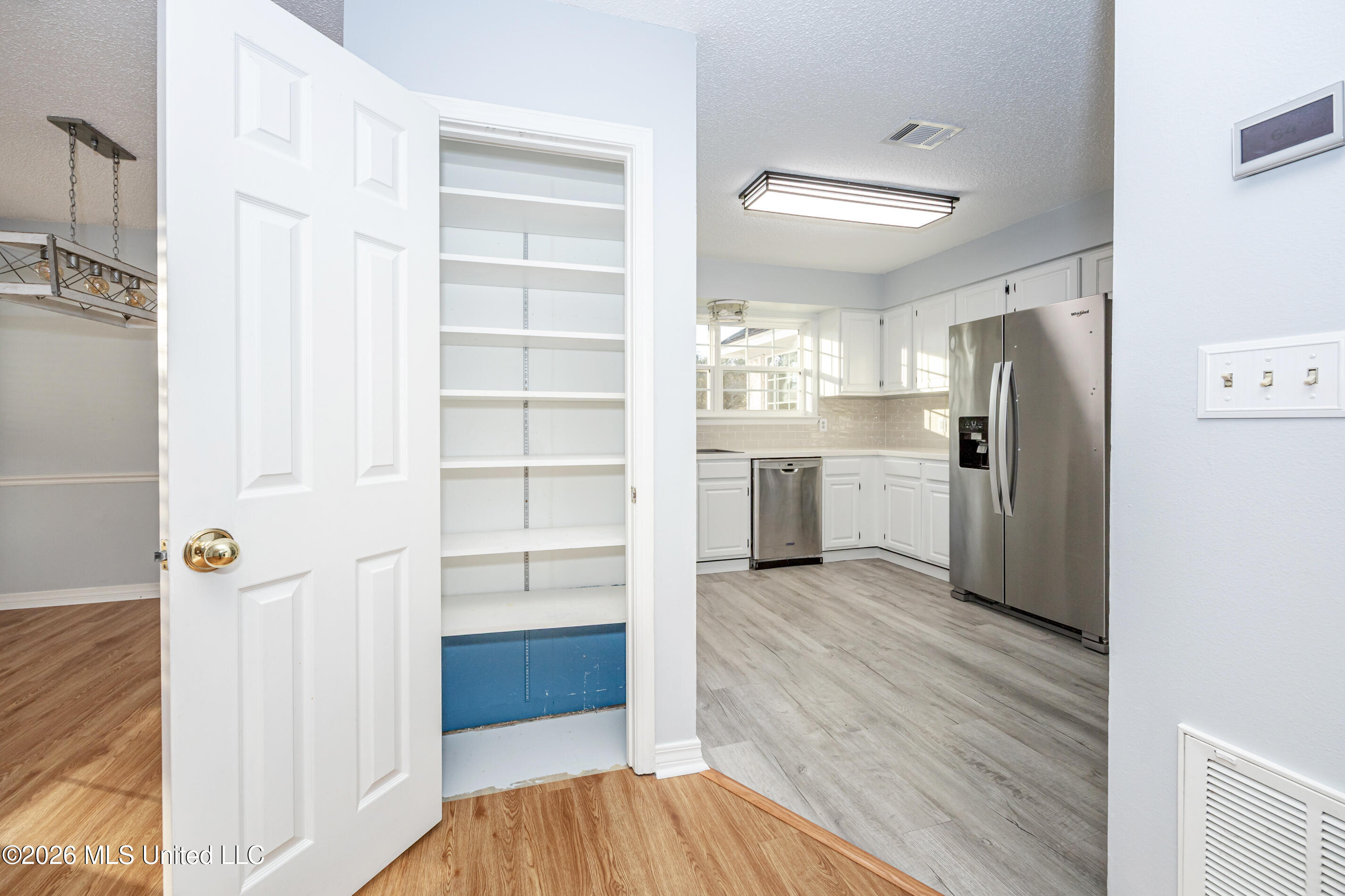 9229 Point Aux Chenes Road Property Photo 17