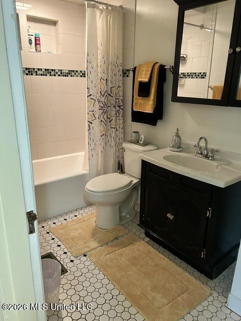 630 School Street Property Photo 9