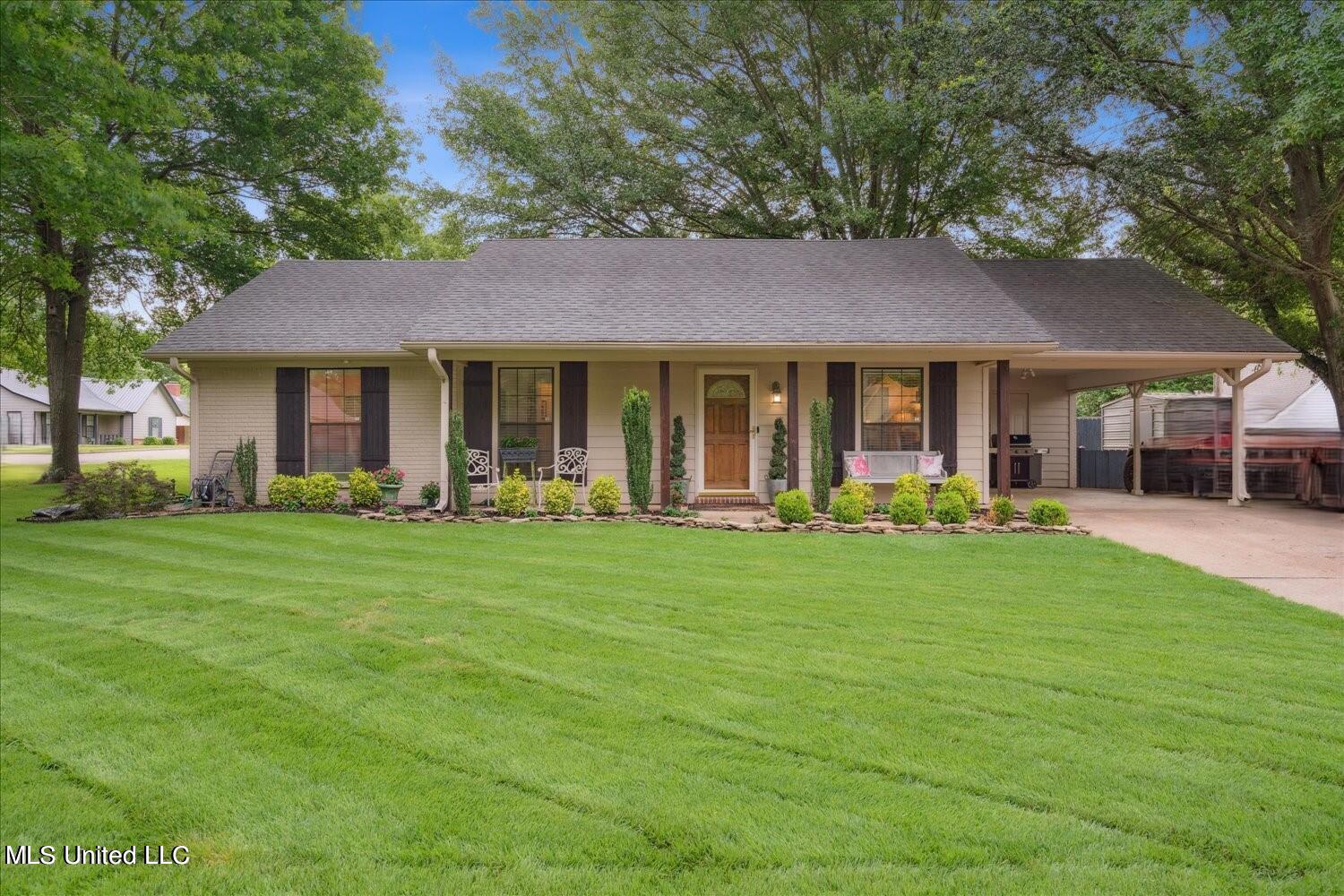 6772 Ashland Drive Property Photo 1