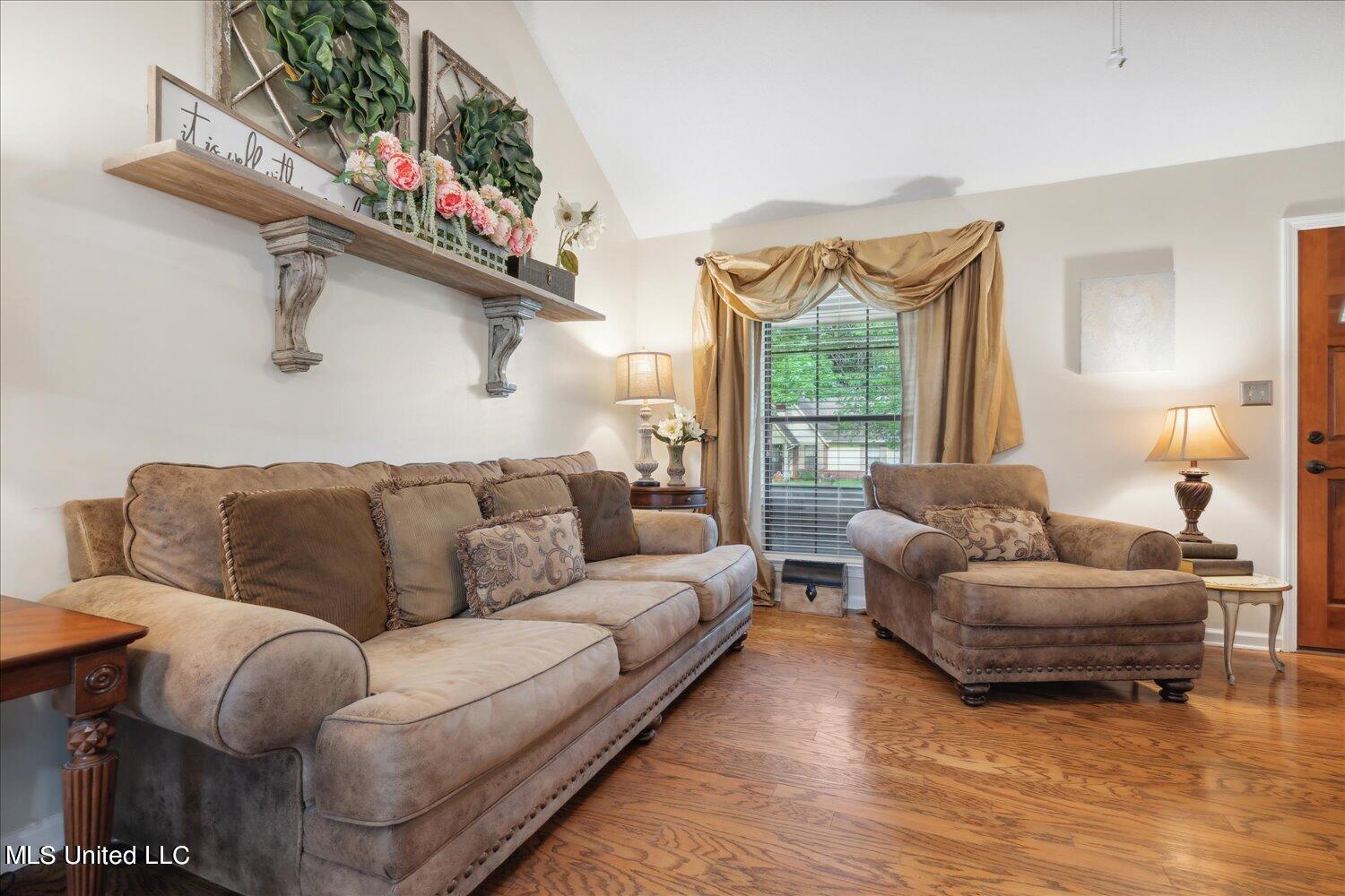 6772 Ashland Drive Property Photo 6
